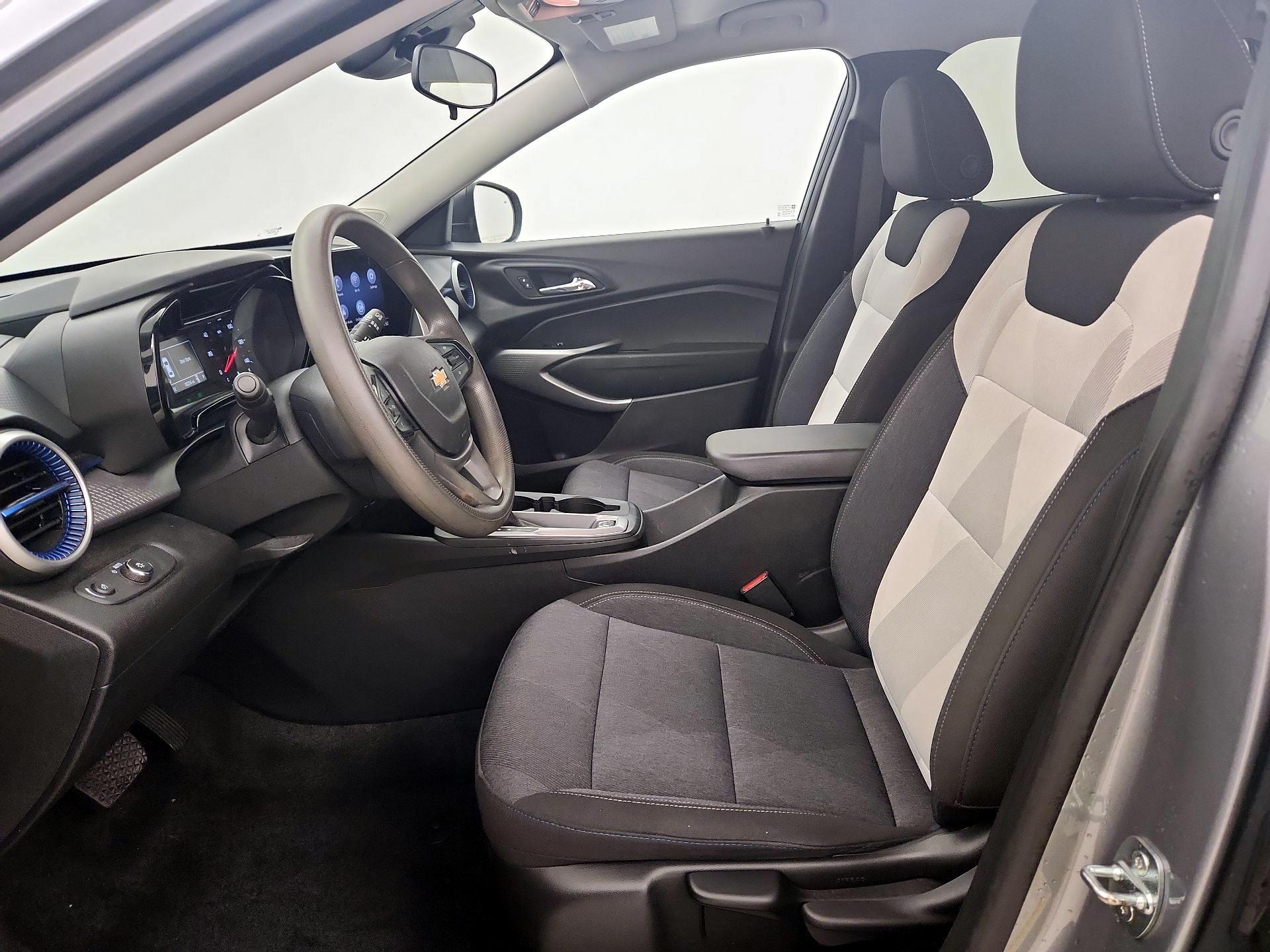 Thumbnail: 2024 Chevrolet Trax - 11