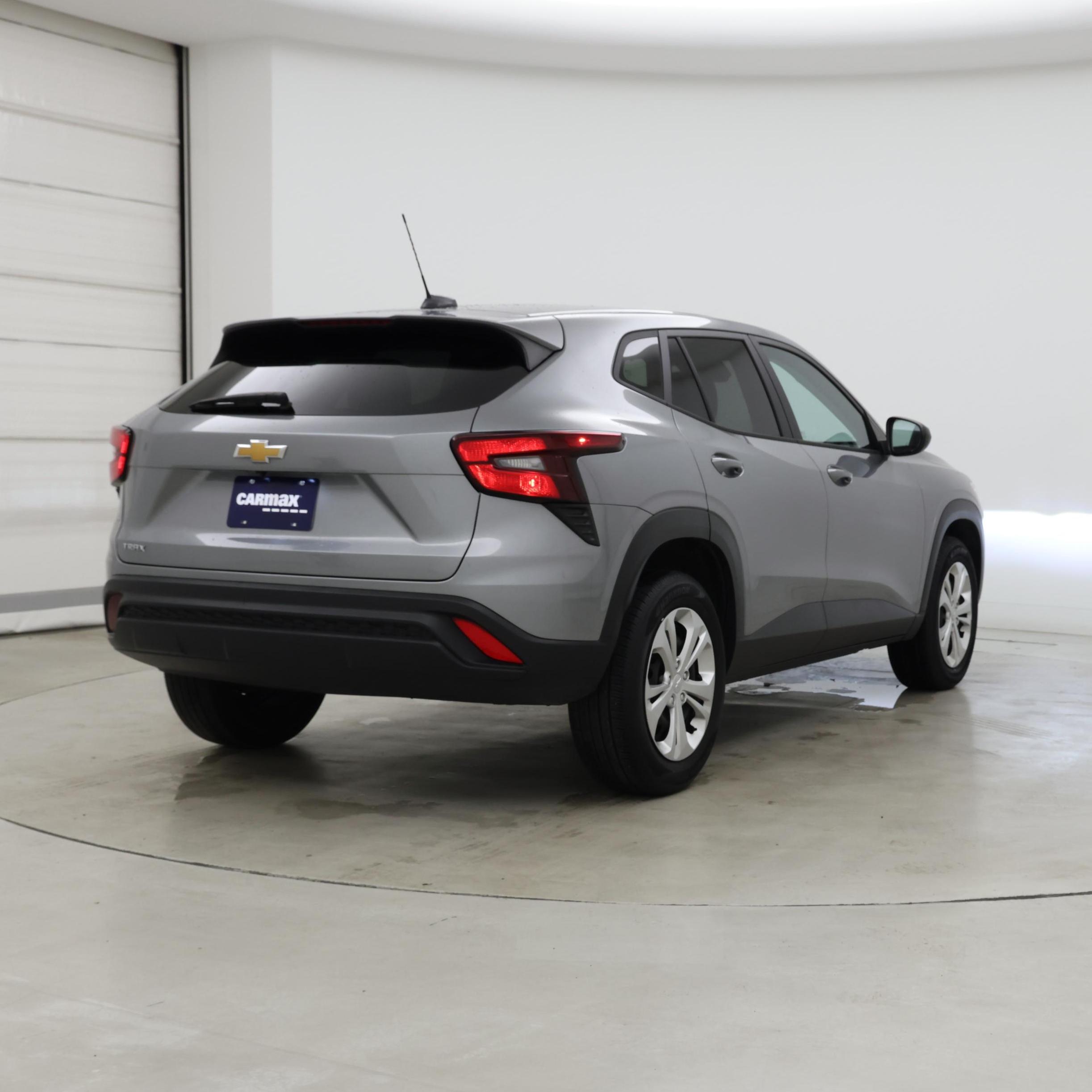 Thumbnail: 2024 Chevrolet Trax - 8