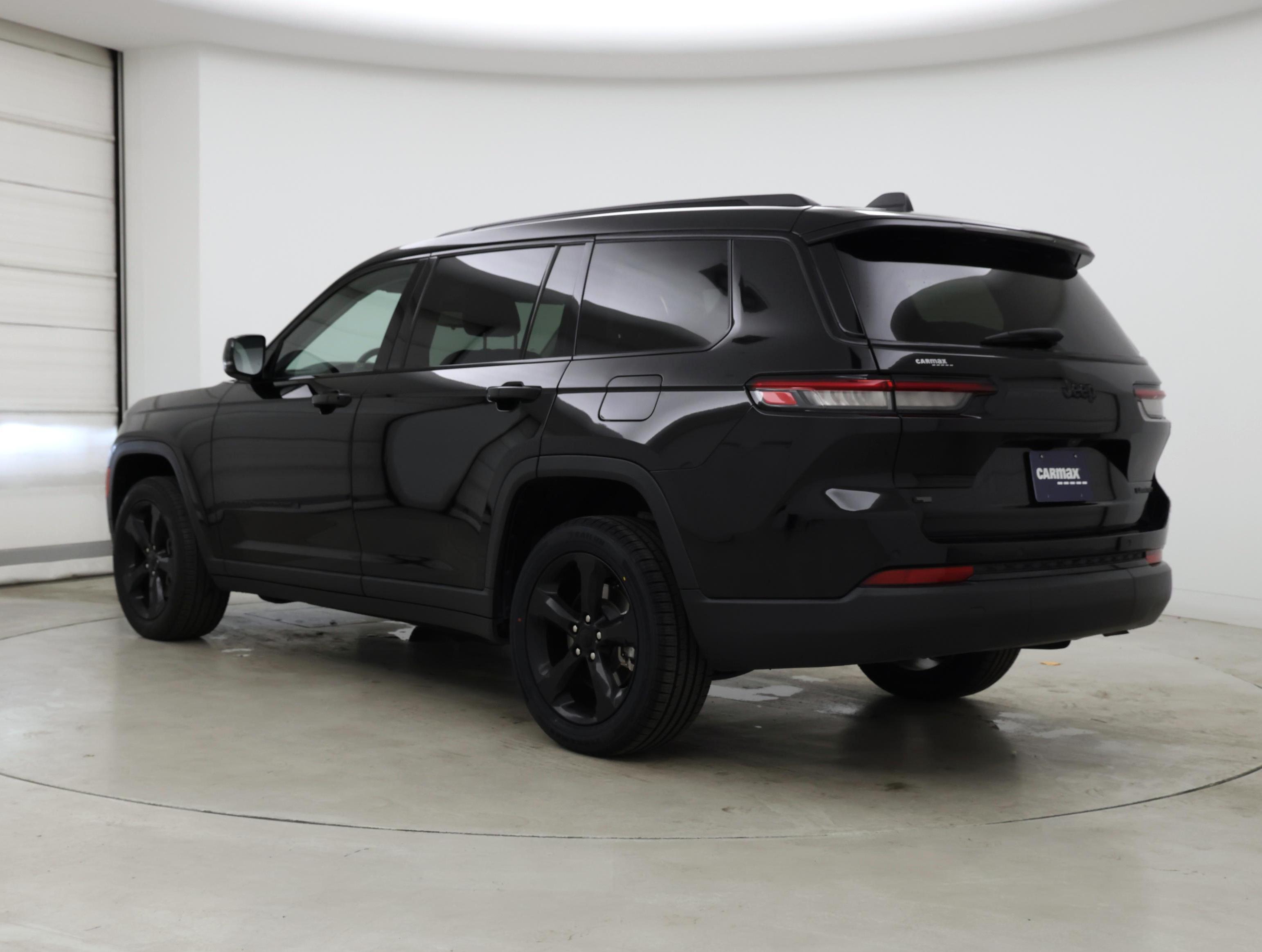 Thumbnail: 2023 Jeep Grand Cherokee L - 2