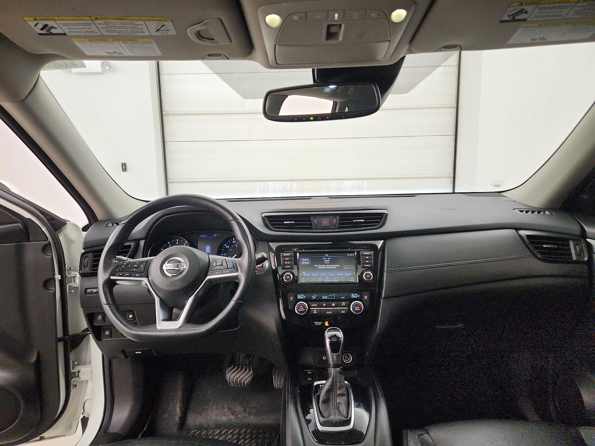 Thumbnail: 2020 Nissan Rogue - 9
