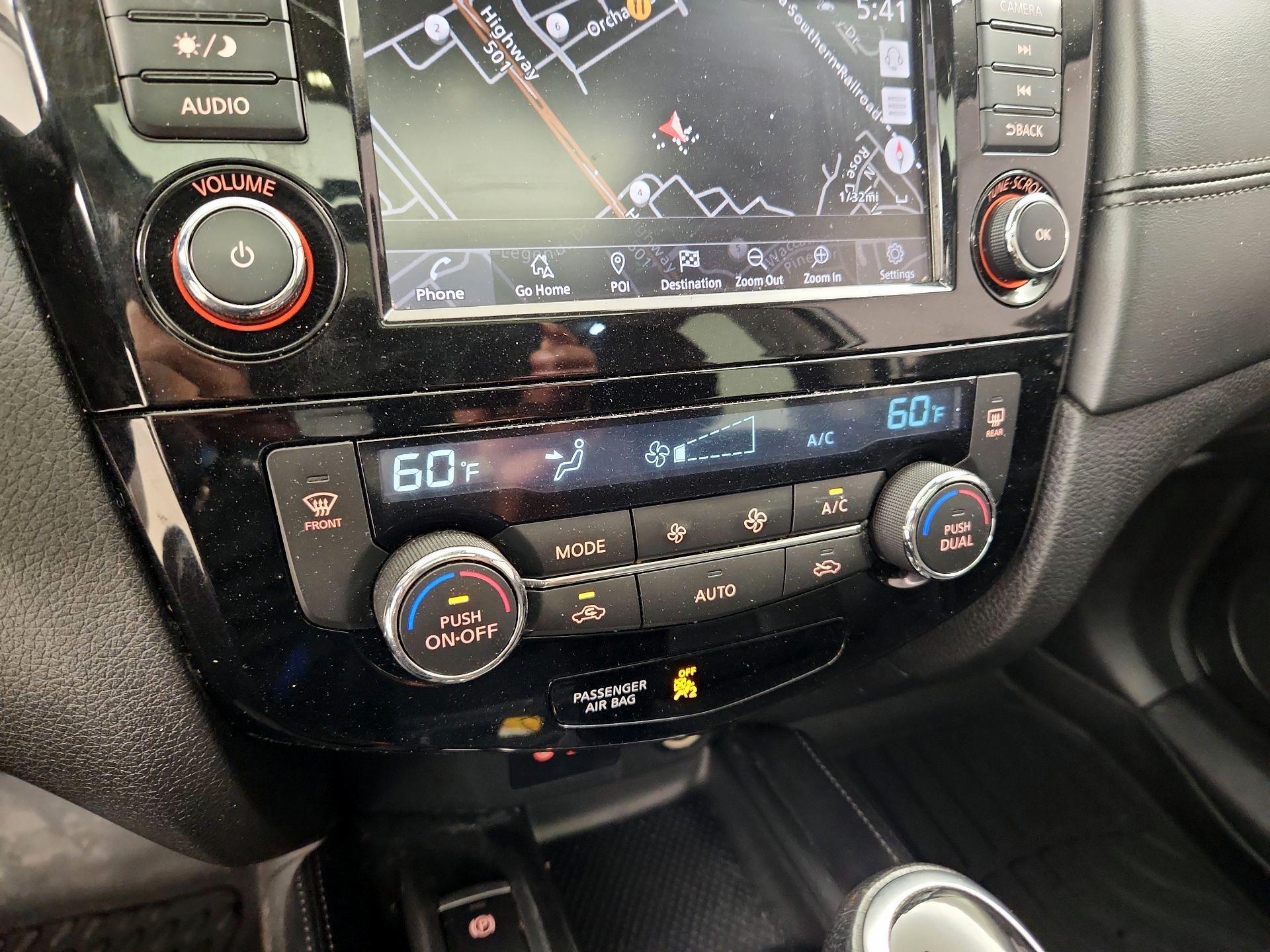 Thumbnail: 2020 Nissan Rogue - 17