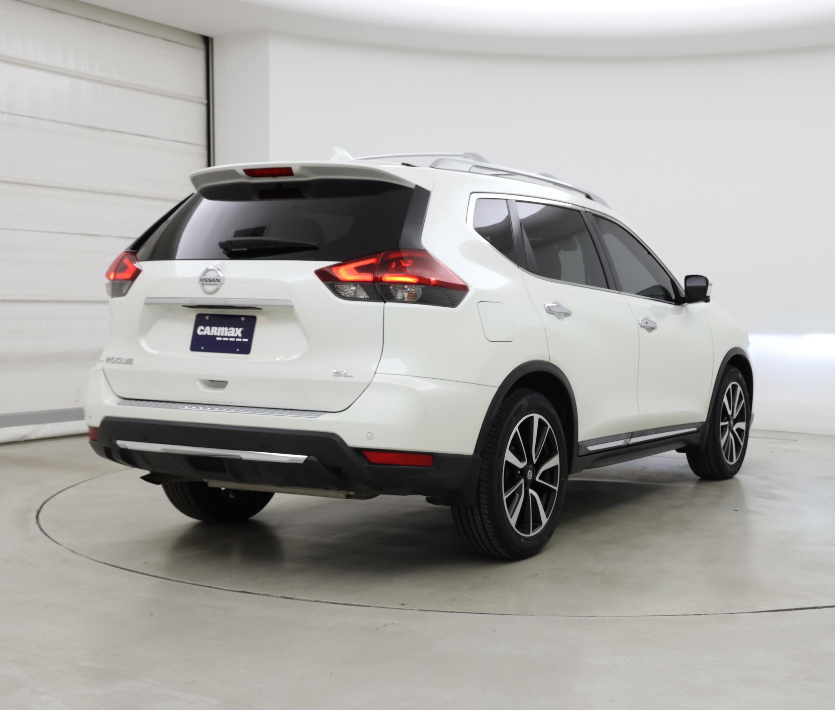 Thumbnail: 2020 Nissan Rogue - 8