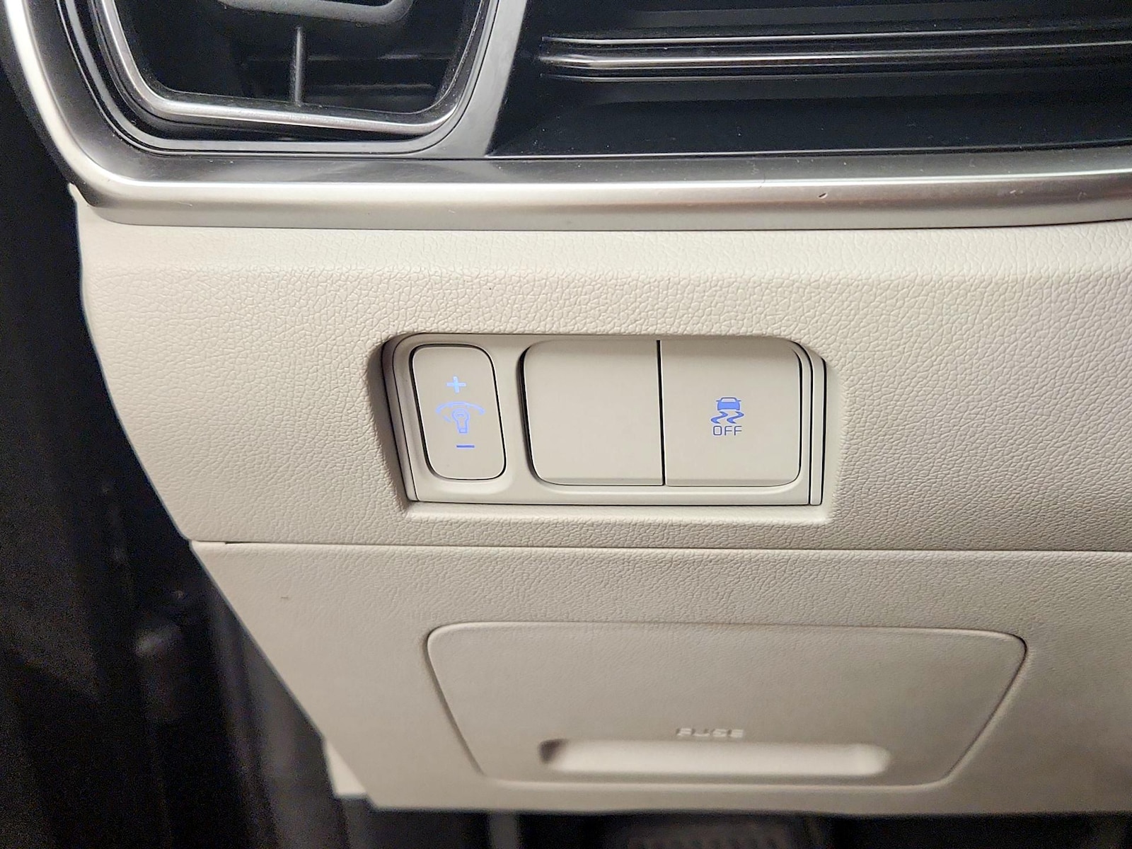 2024 Kia Sorento S - Photo 14