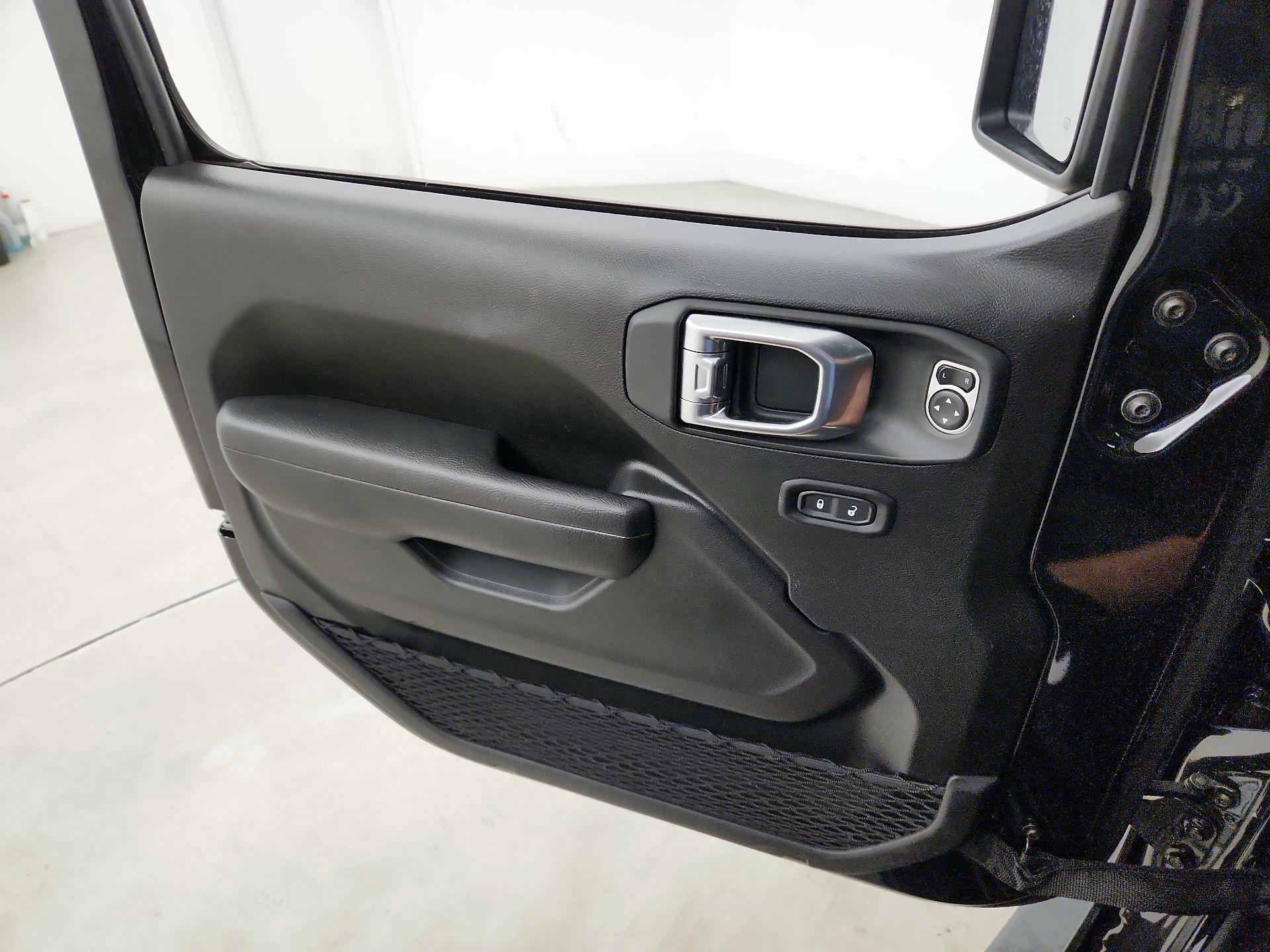 Thumbnail: 2024 Jeep Wrangler - 12