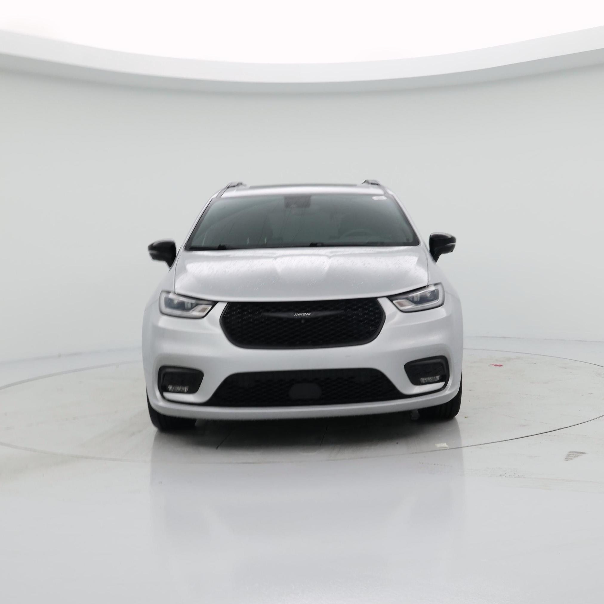 Thumbnail: 2023 Chrysler Pacifica - 5