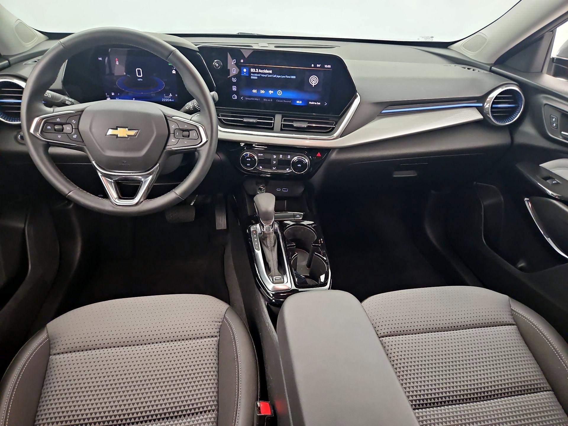 Thumbnail: 2024 Chevrolet Trax - 9