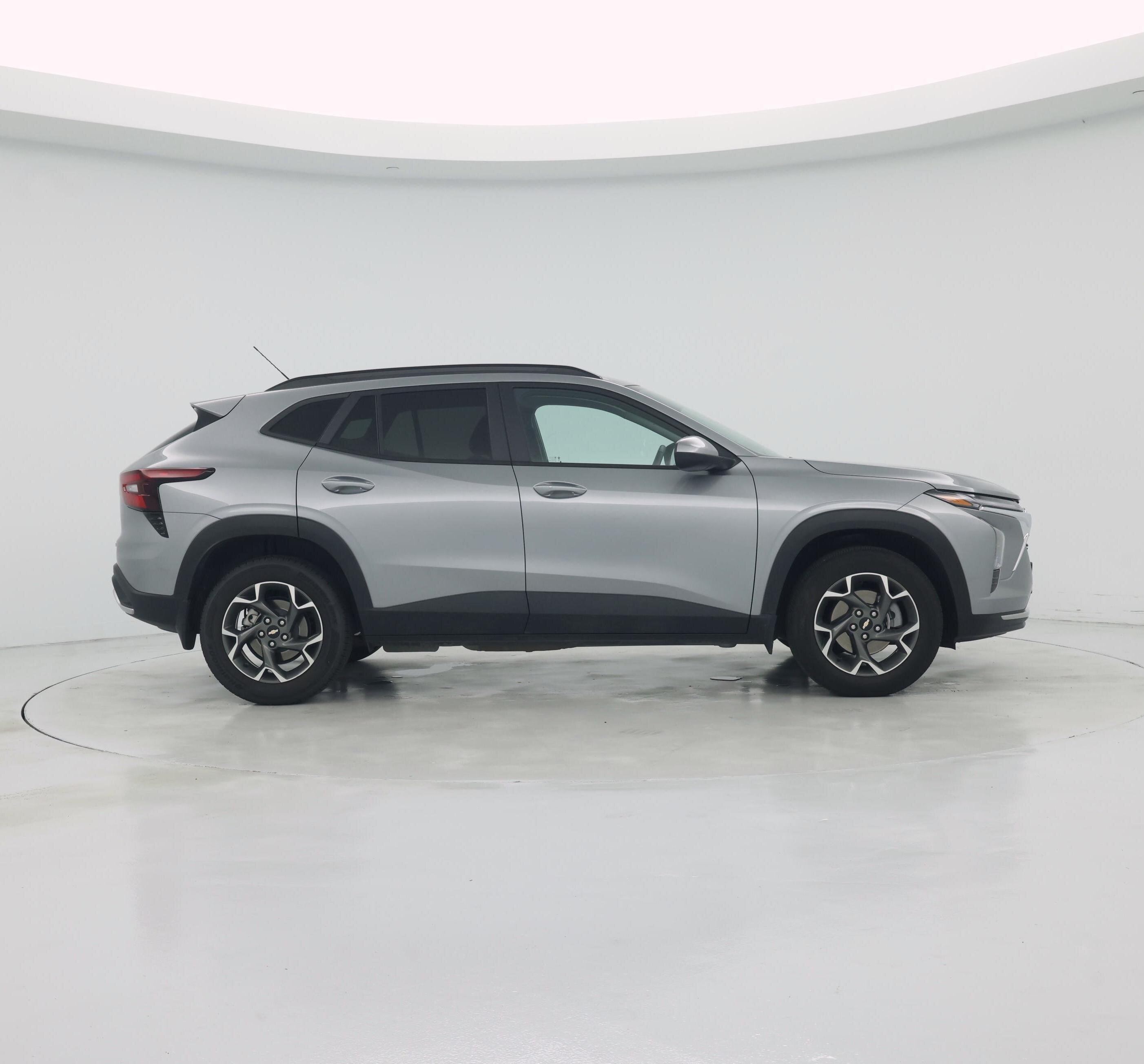 Thumbnail: 2024 Chevrolet Trax - 7