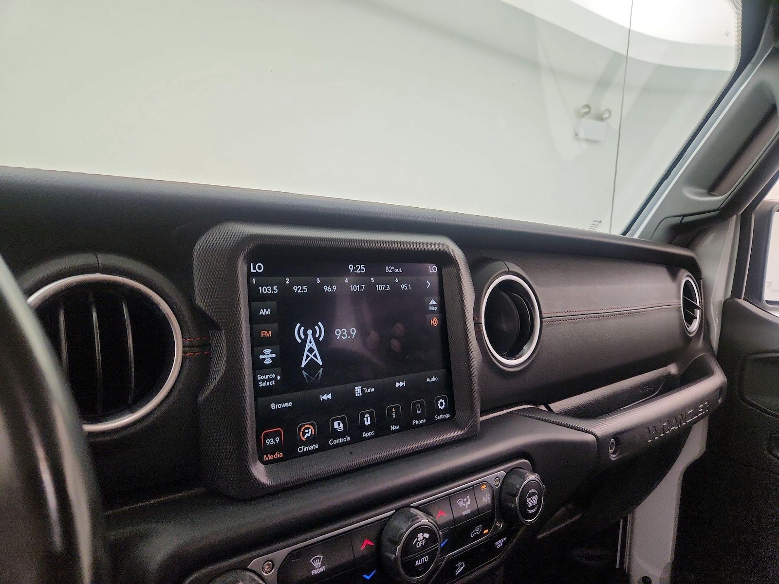 2020 Jeep Wrangler Unlimited Rubicon Recon - Photo 17