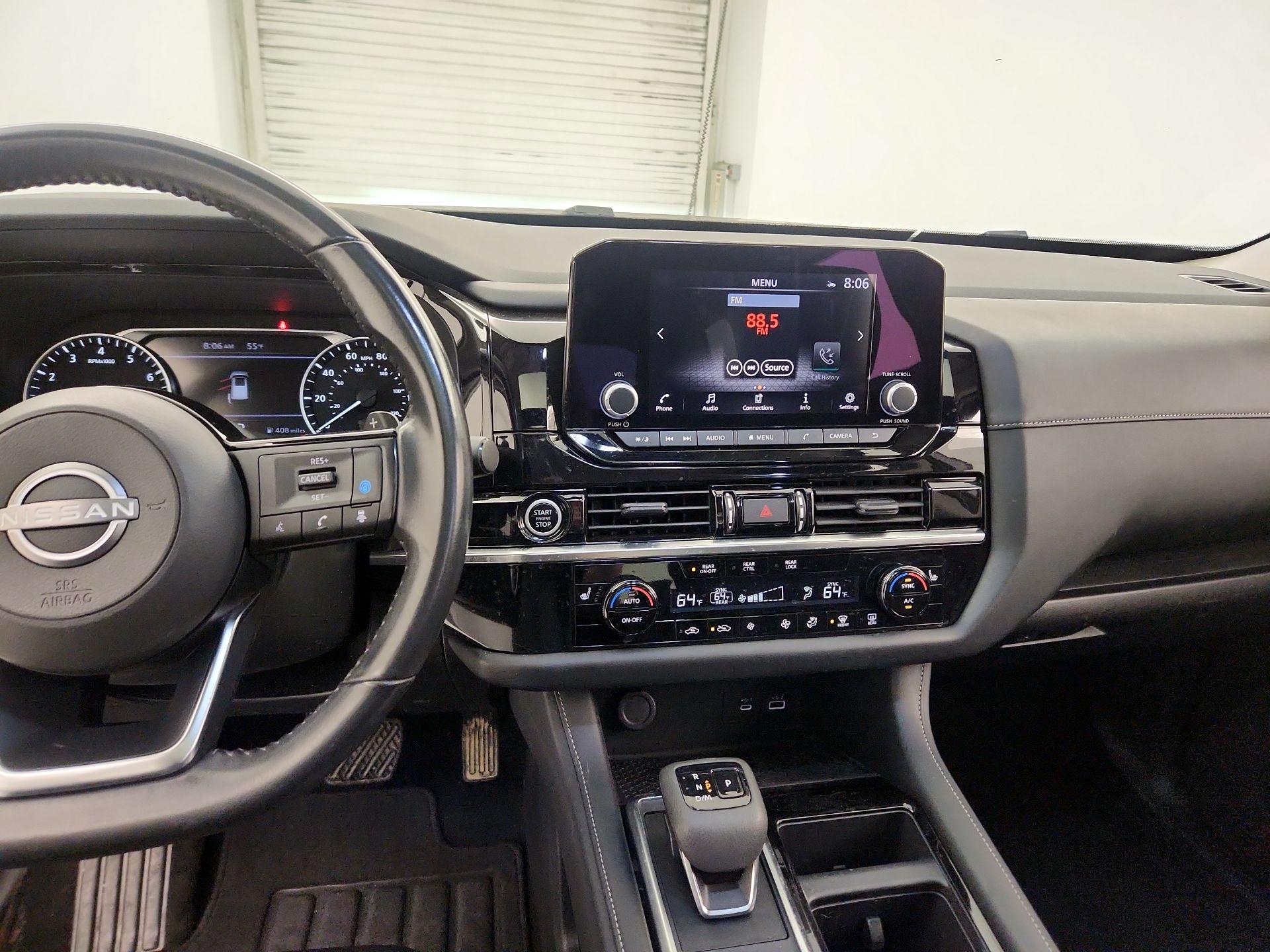 Thumbnail: 2023 Nissan Pathfinder - 9