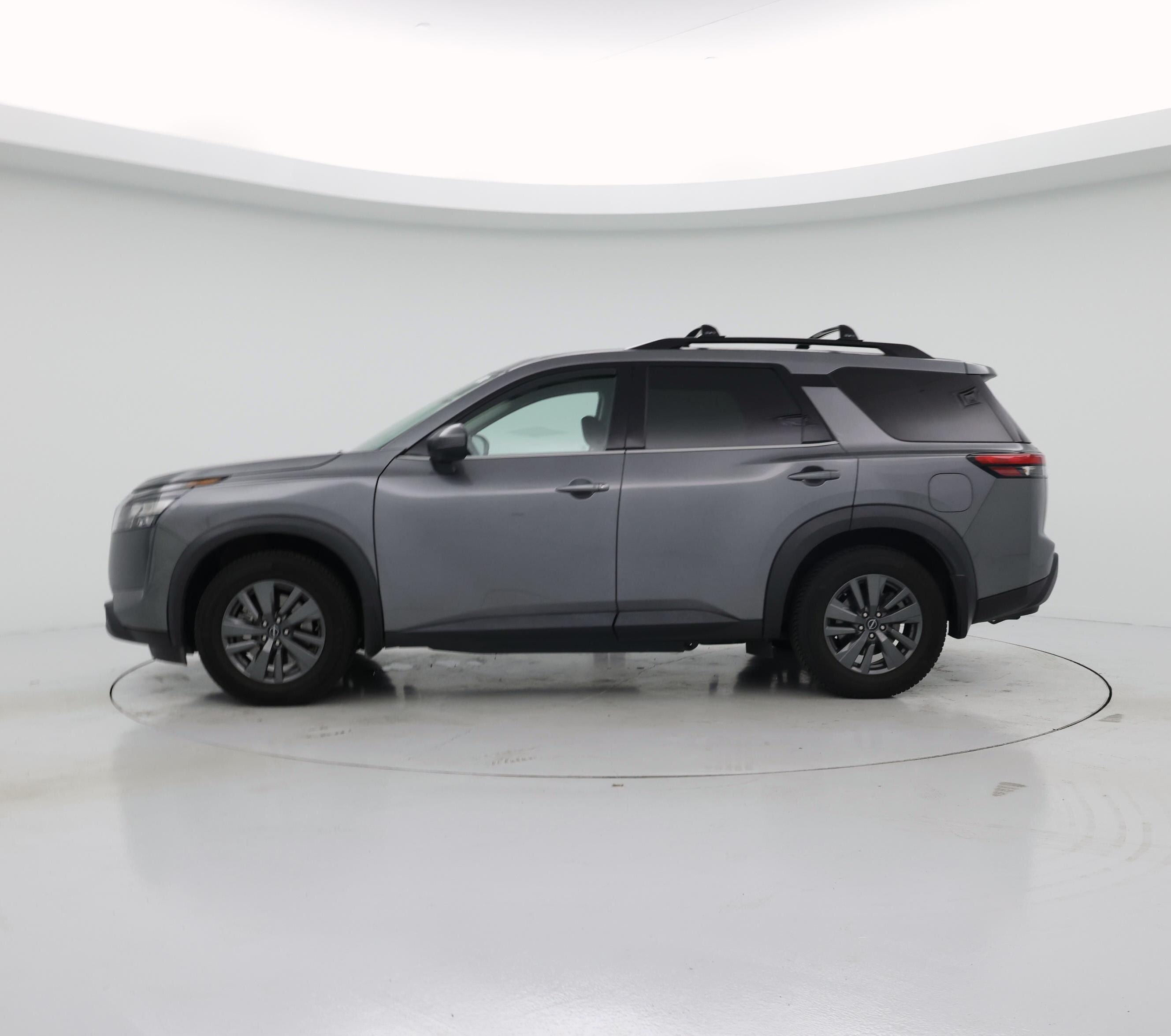 Thumbnail: 2023 Nissan Pathfinder - 3