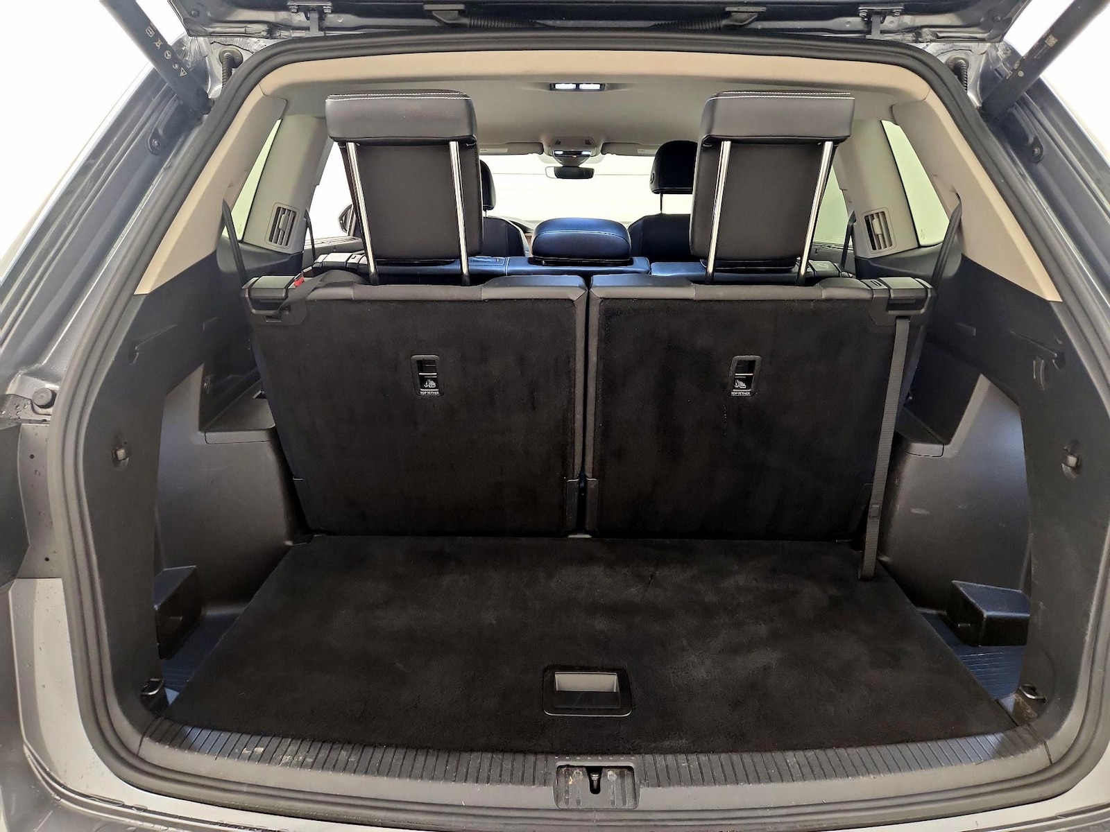 2024 Volkswagen Atlas SE w/Tech - Photo 22