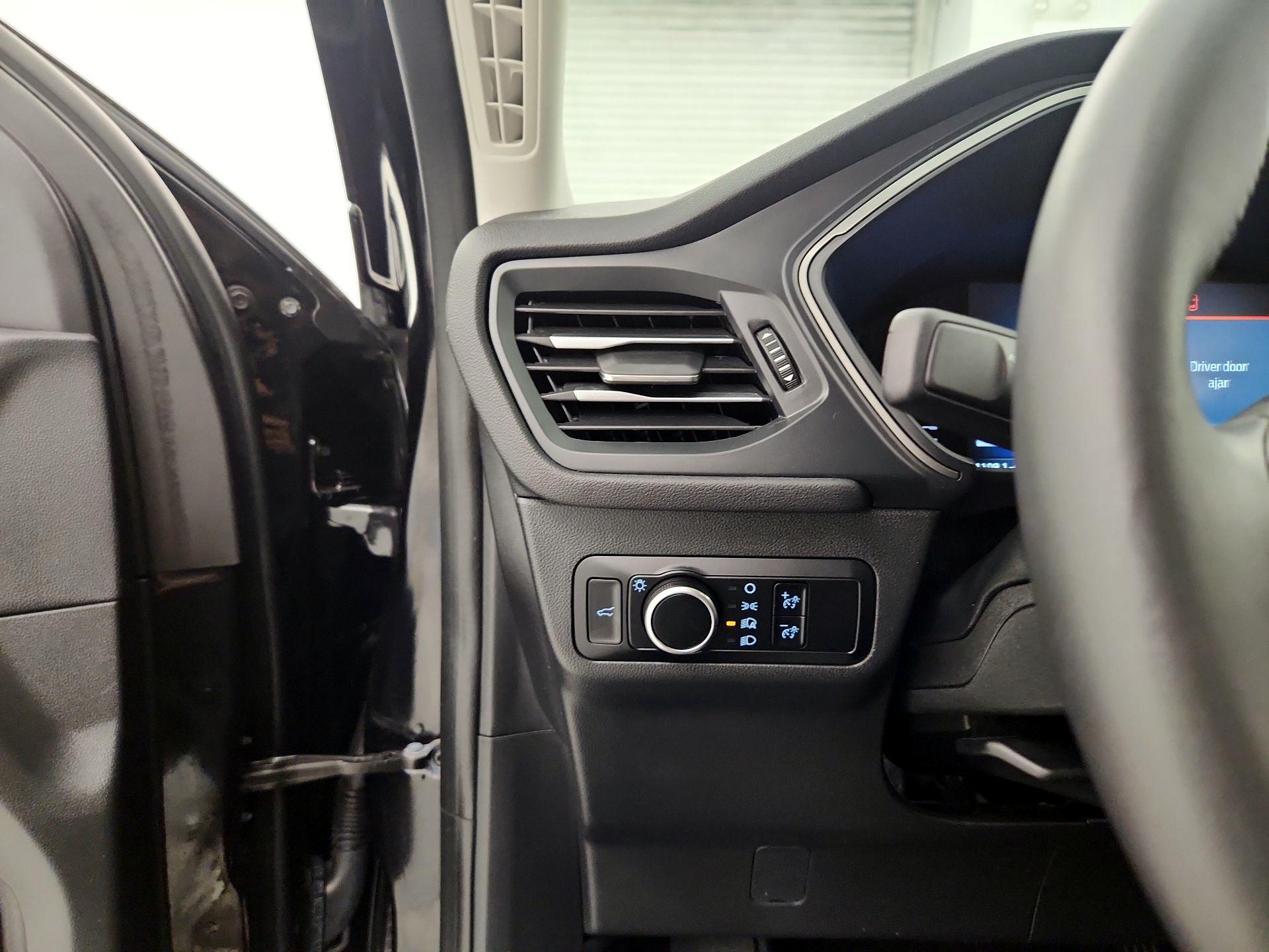 Thumbnail: 2023 Ford Escape - 13