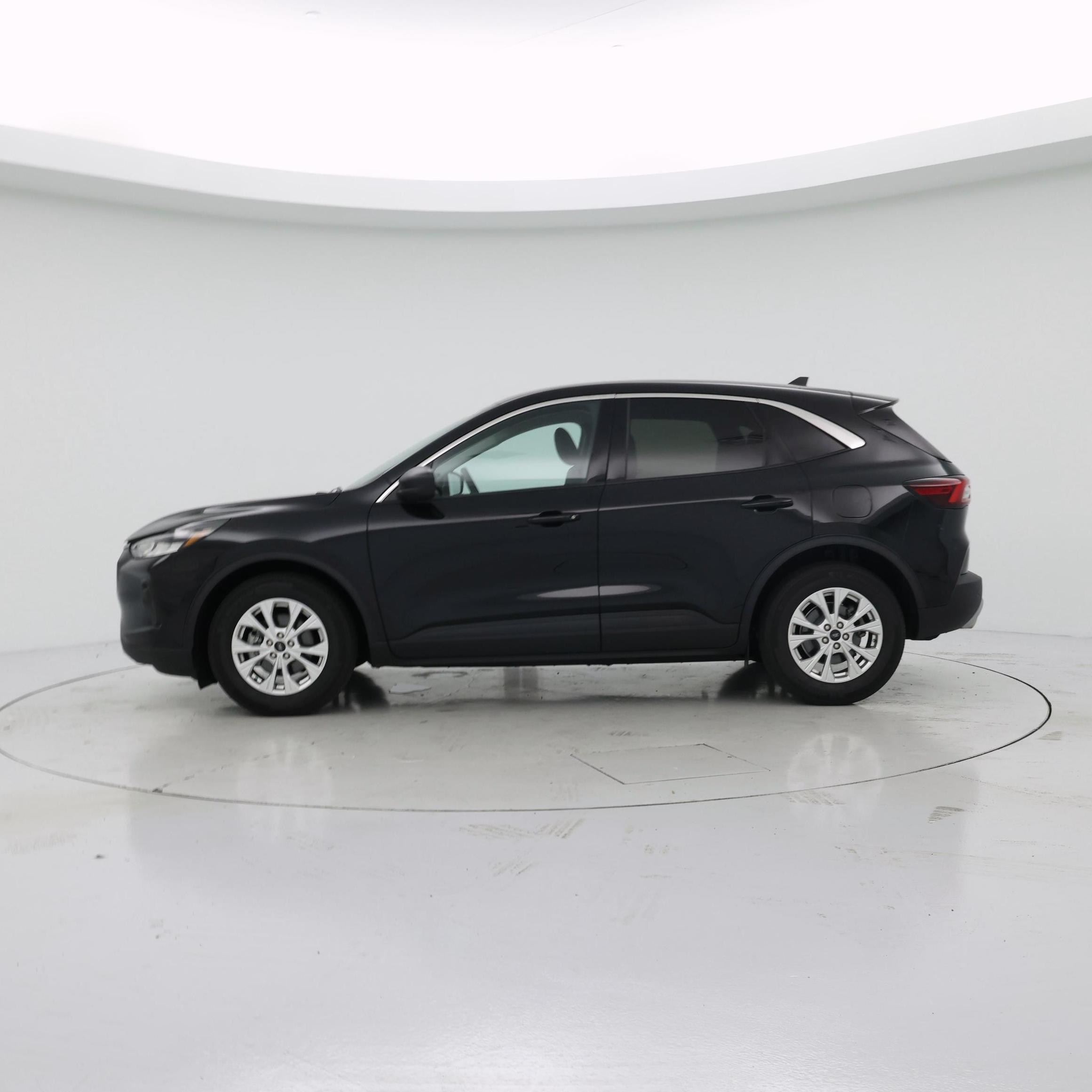 Thumbnail: 2023 Ford Escape - 3