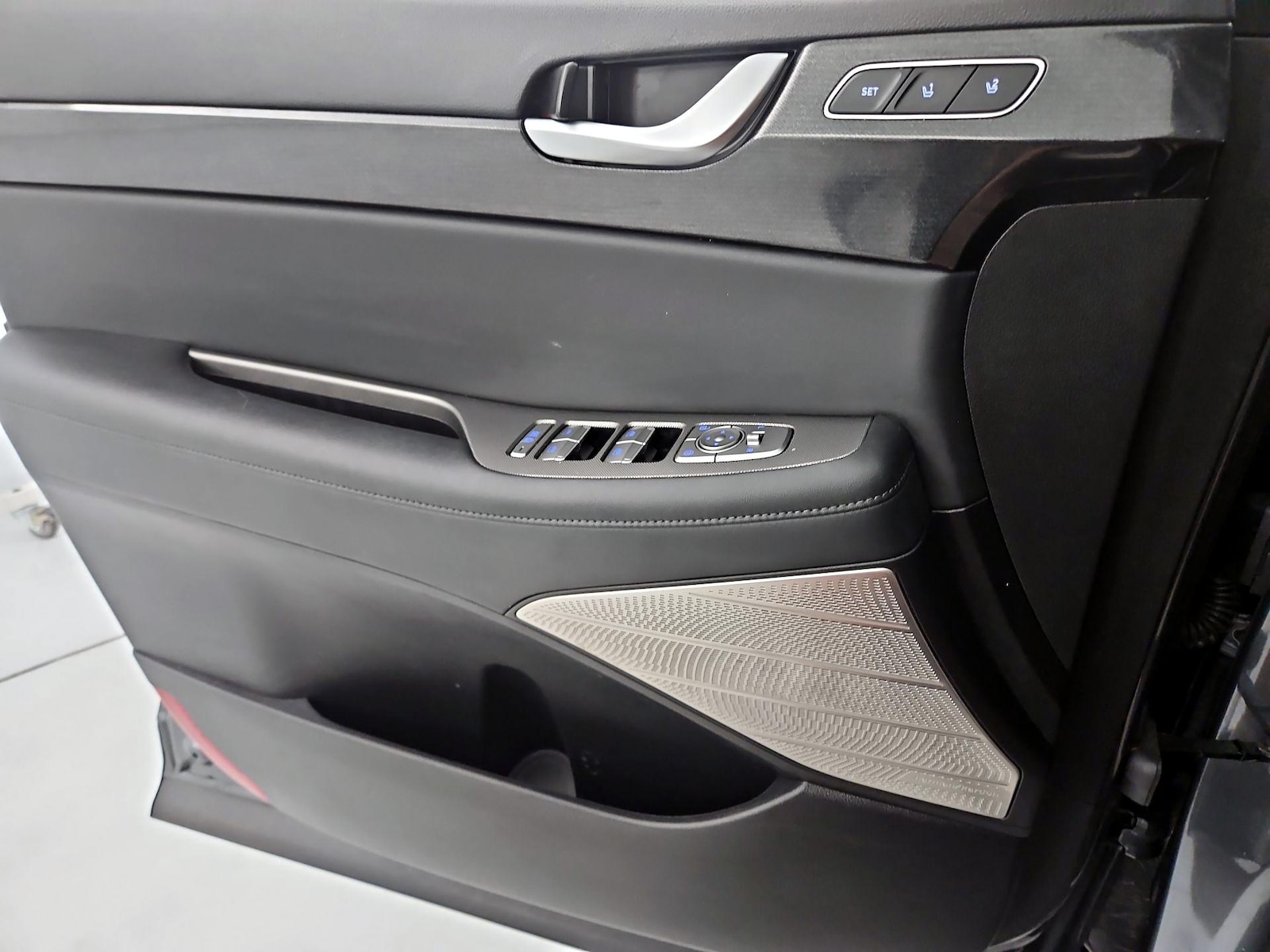 2022 Hyundai Palisade Limited - Photo 13