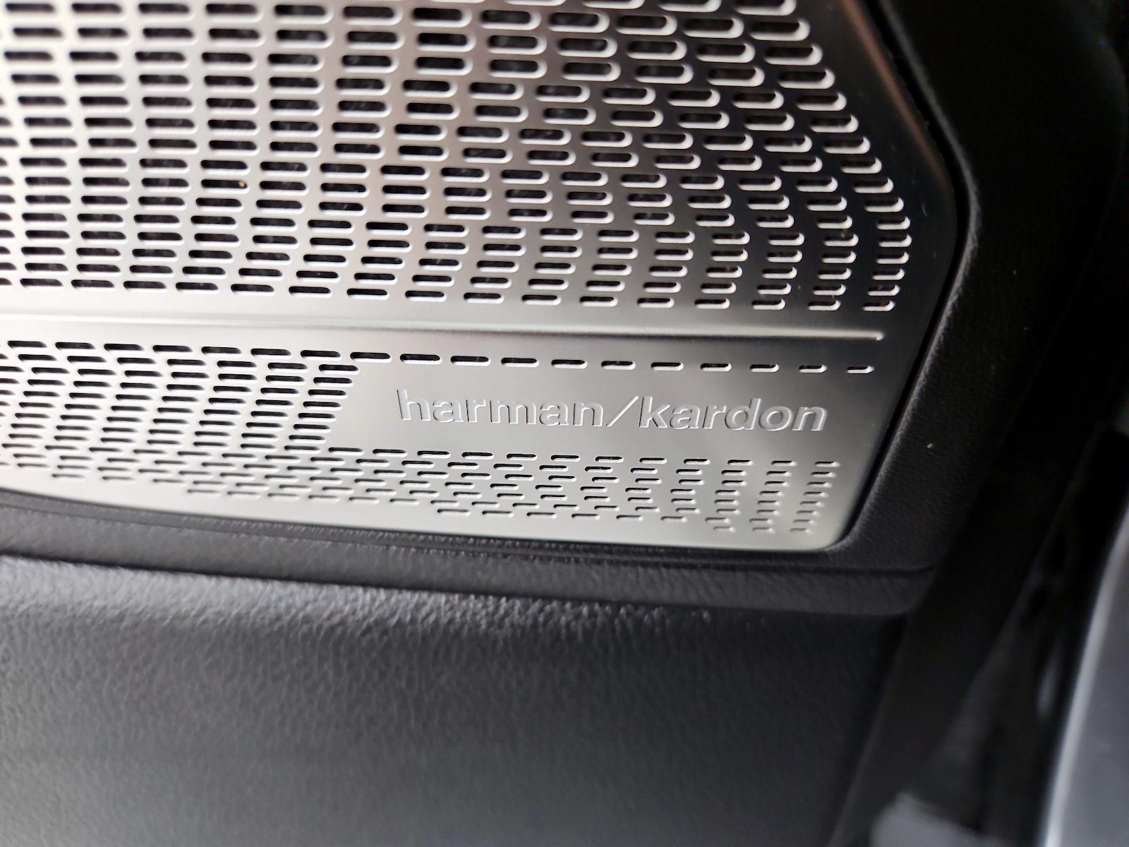 2022 Hyundai Palisade Limited - Photo 28