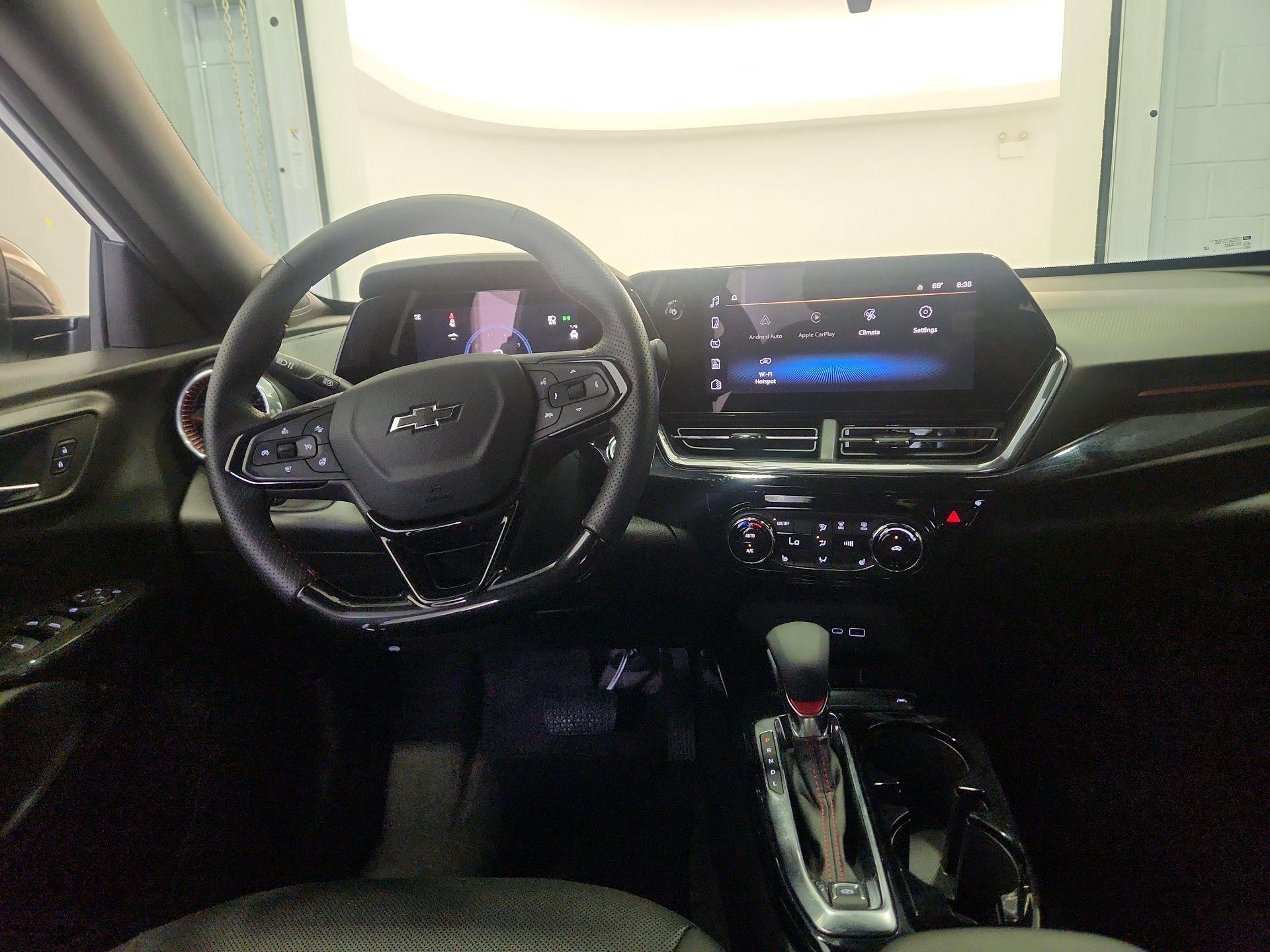 Thumbnail: 2025 Chevrolet Trax - 9