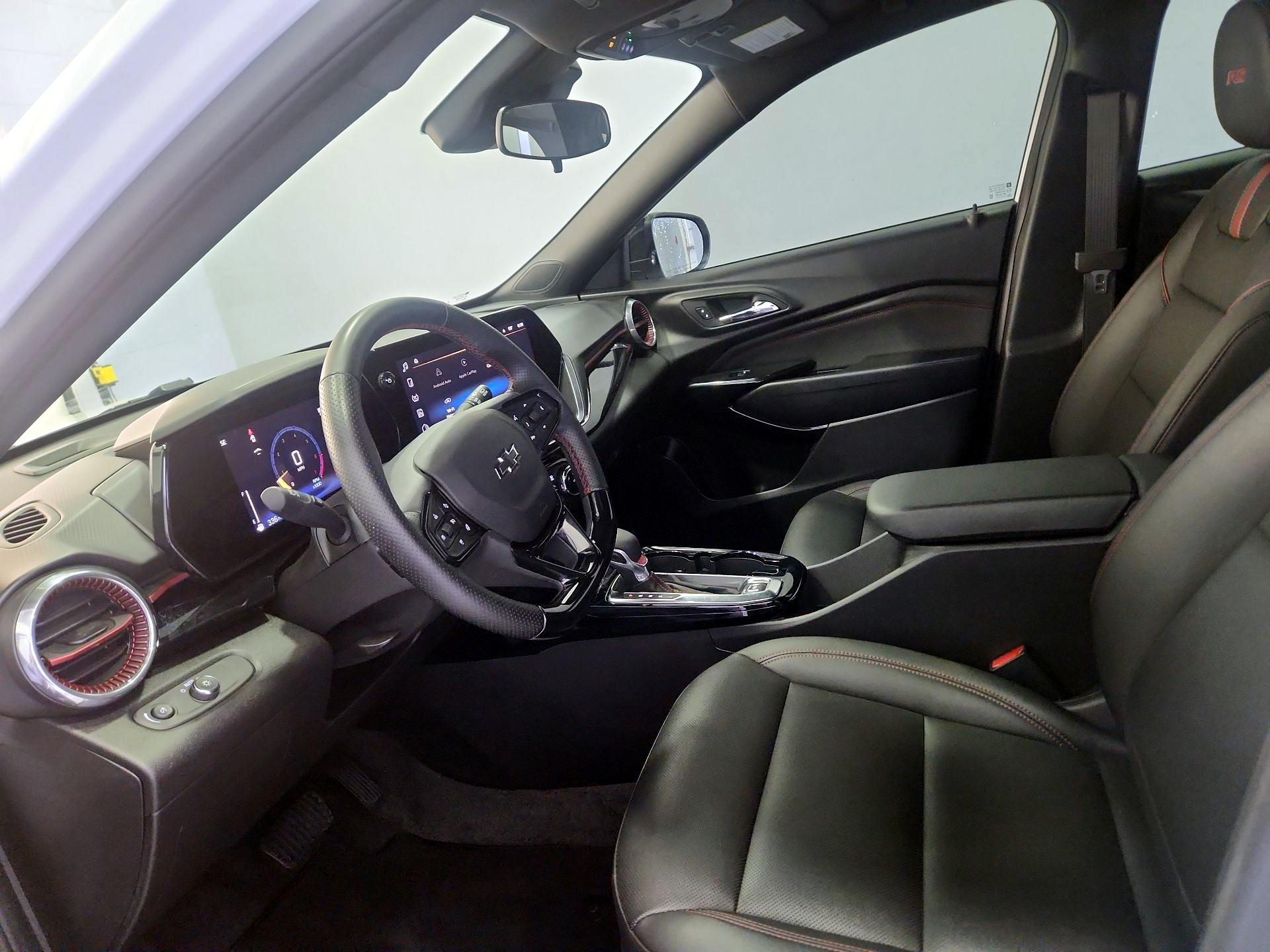 Thumbnail: 2025 Chevrolet Trax - 11