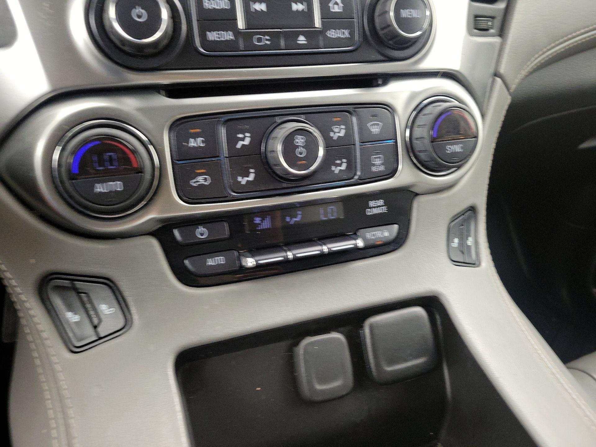 Thumbnail: 2020 Chevrolet Suburban - 17