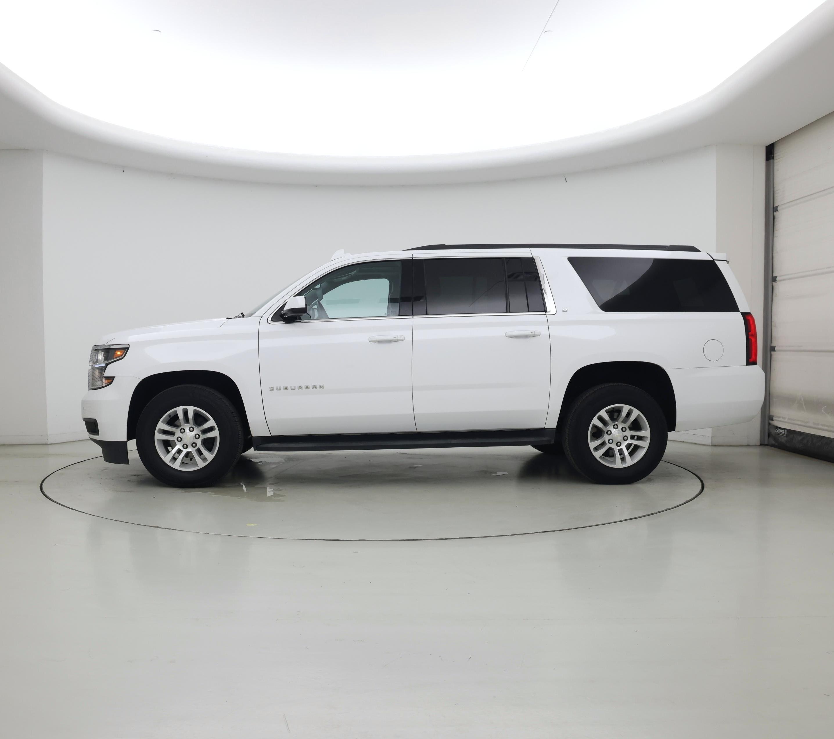 Thumbnail: 2020 Chevrolet Suburban - 3