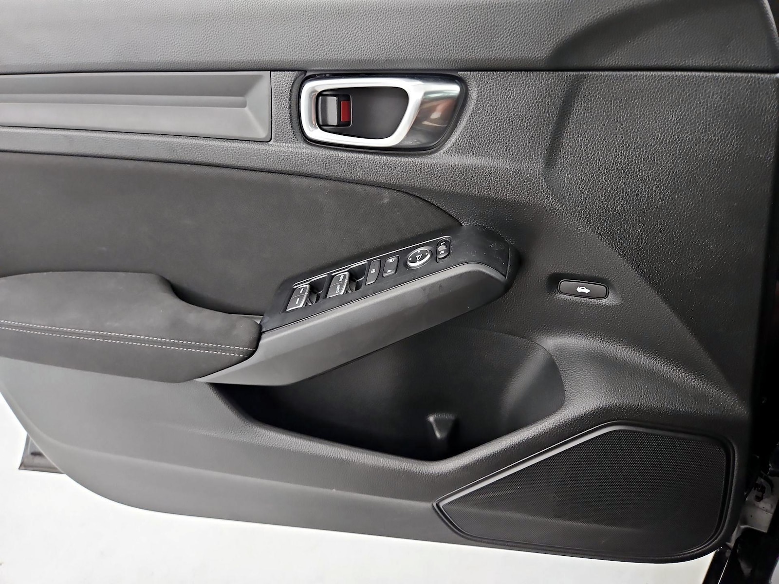 2025 Honda Civic Sport - Photo 13