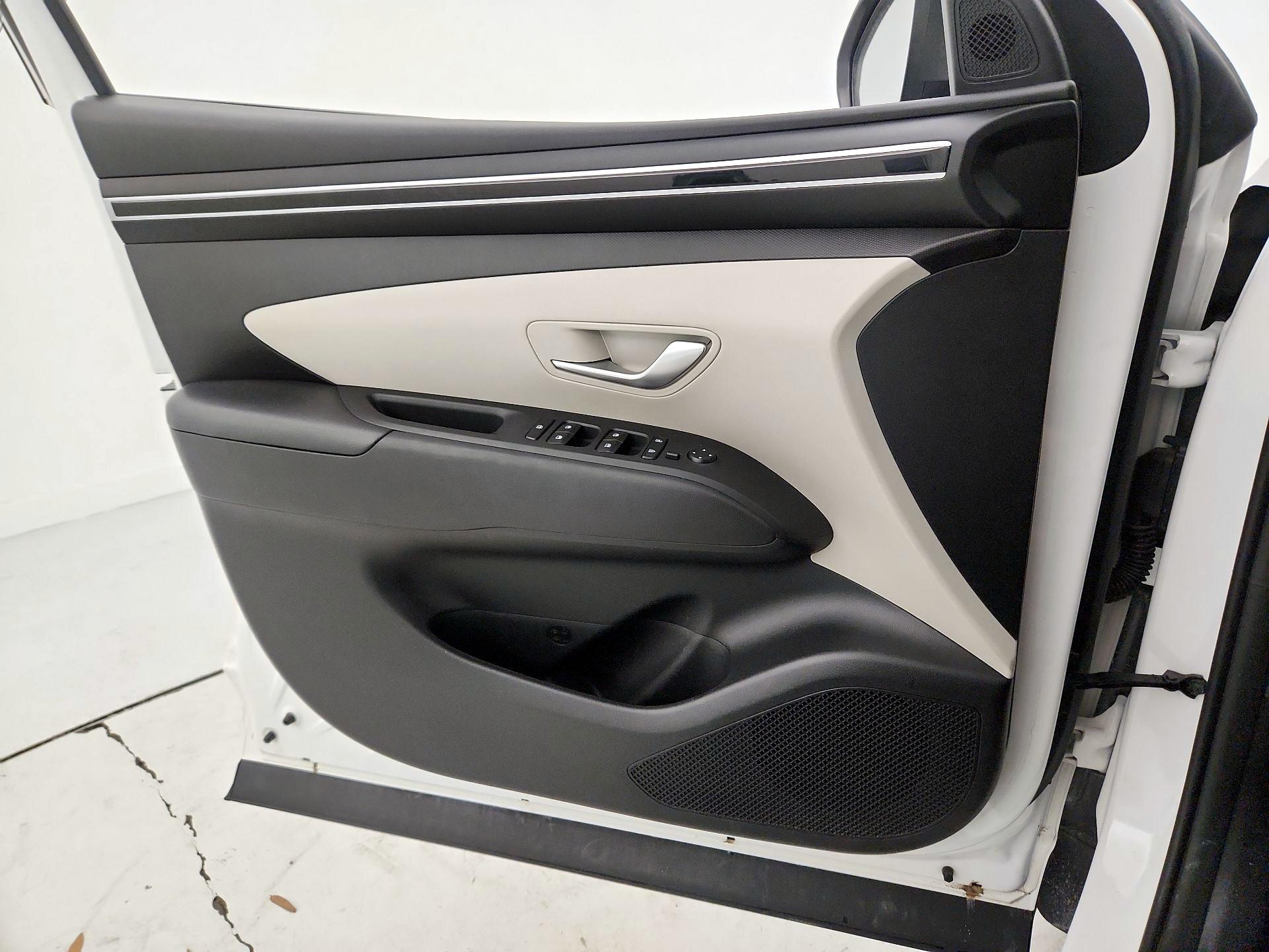 Thumbnail: 2024 Hyundai Tucson - 12