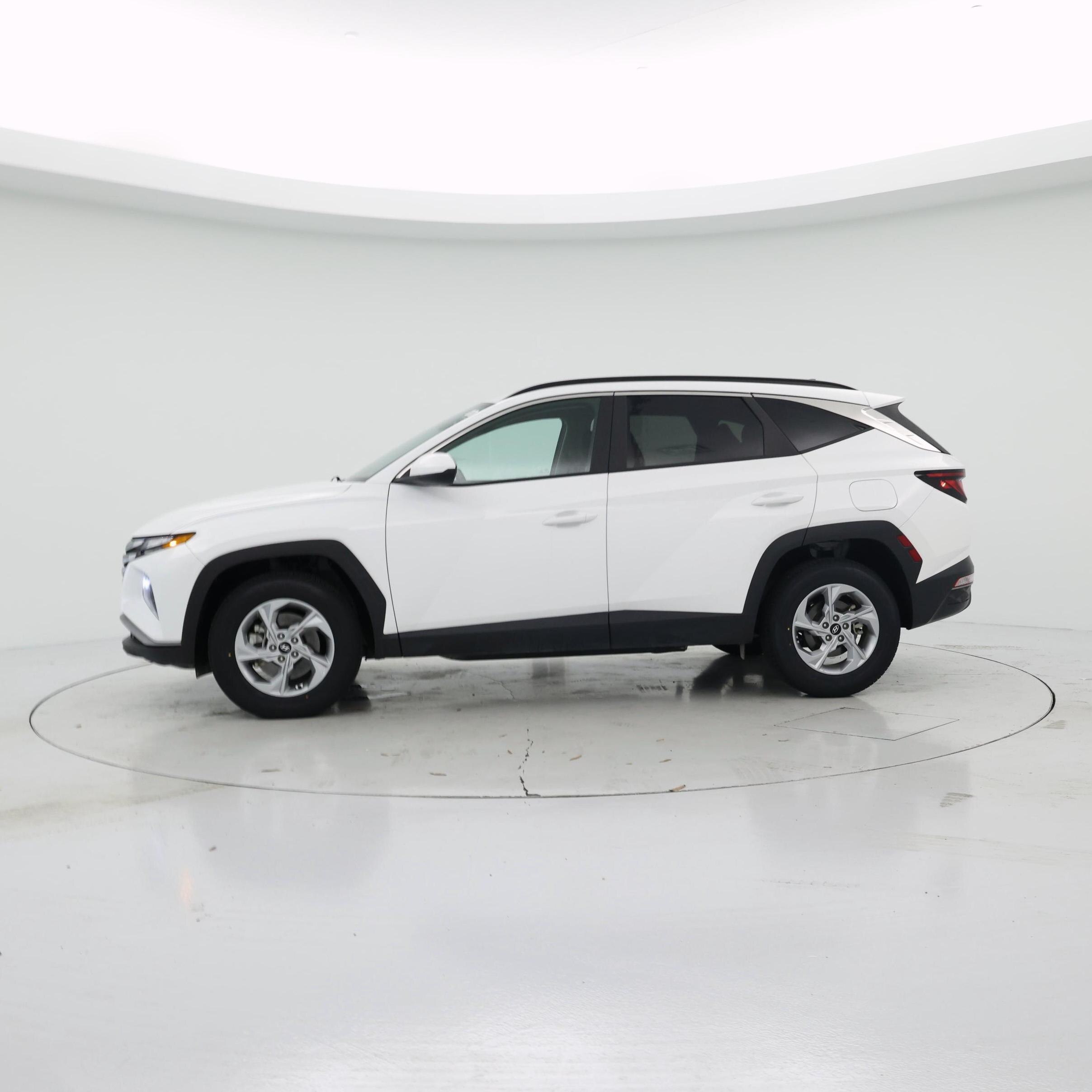 Thumbnail: 2024 Hyundai Tucson - 3