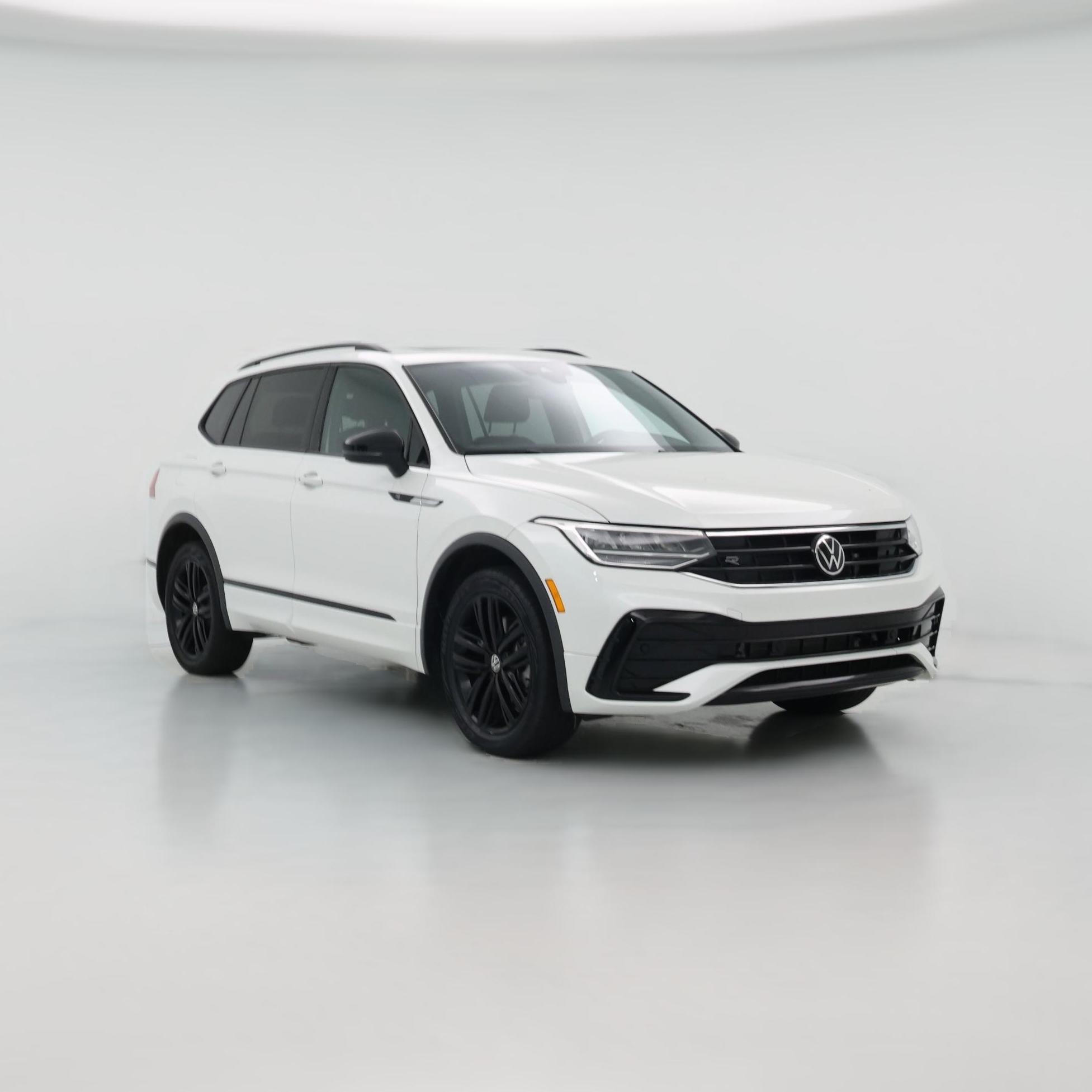 Thumbnail: 2022 Volkswagen Tiguan - 1