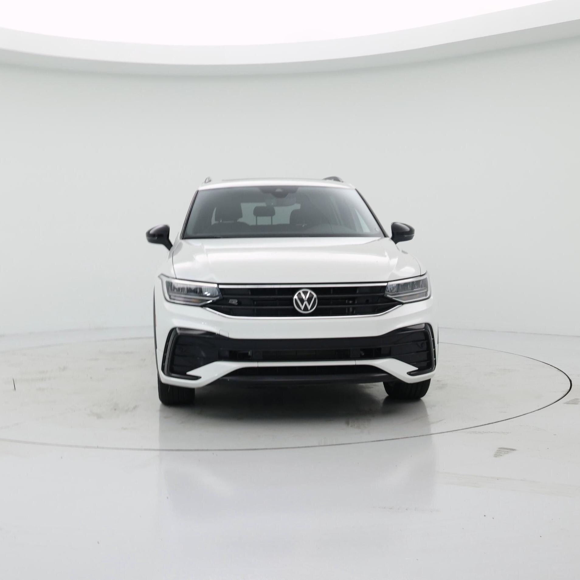 Thumbnail: 2022 Volkswagen Tiguan - 5