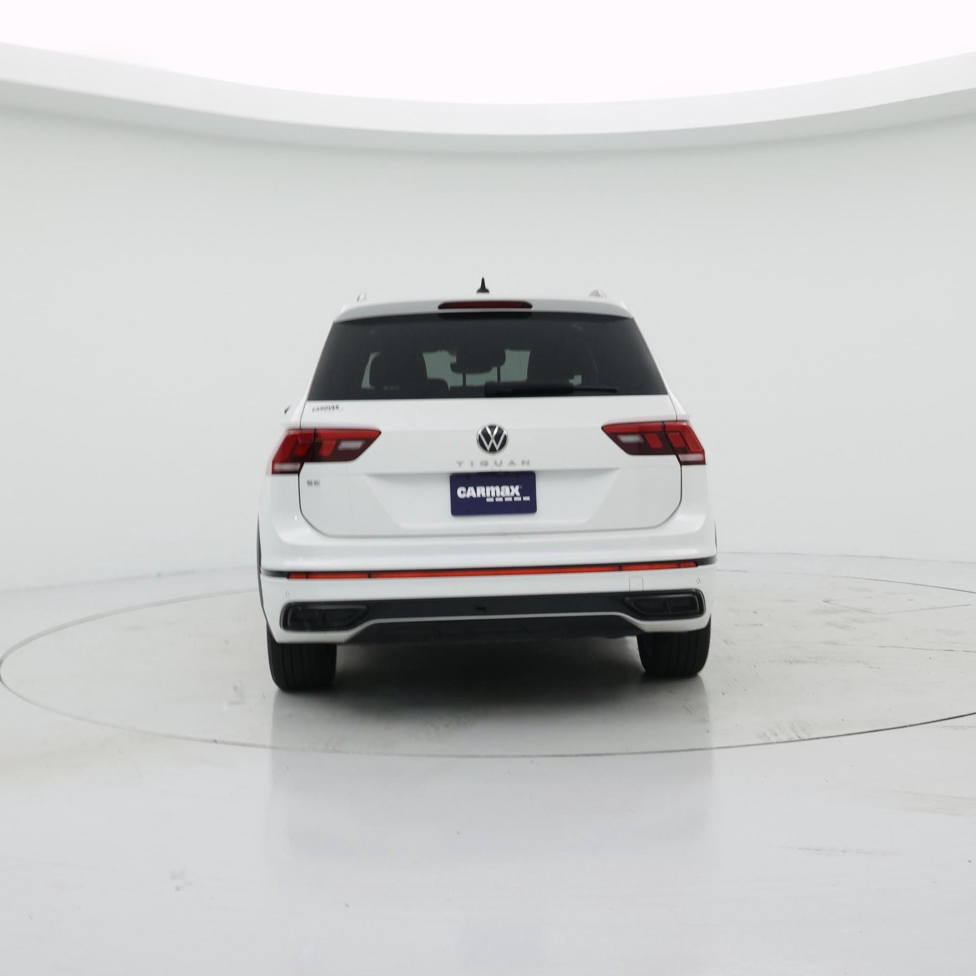 Thumbnail: 2022 Volkswagen Tiguan - 6