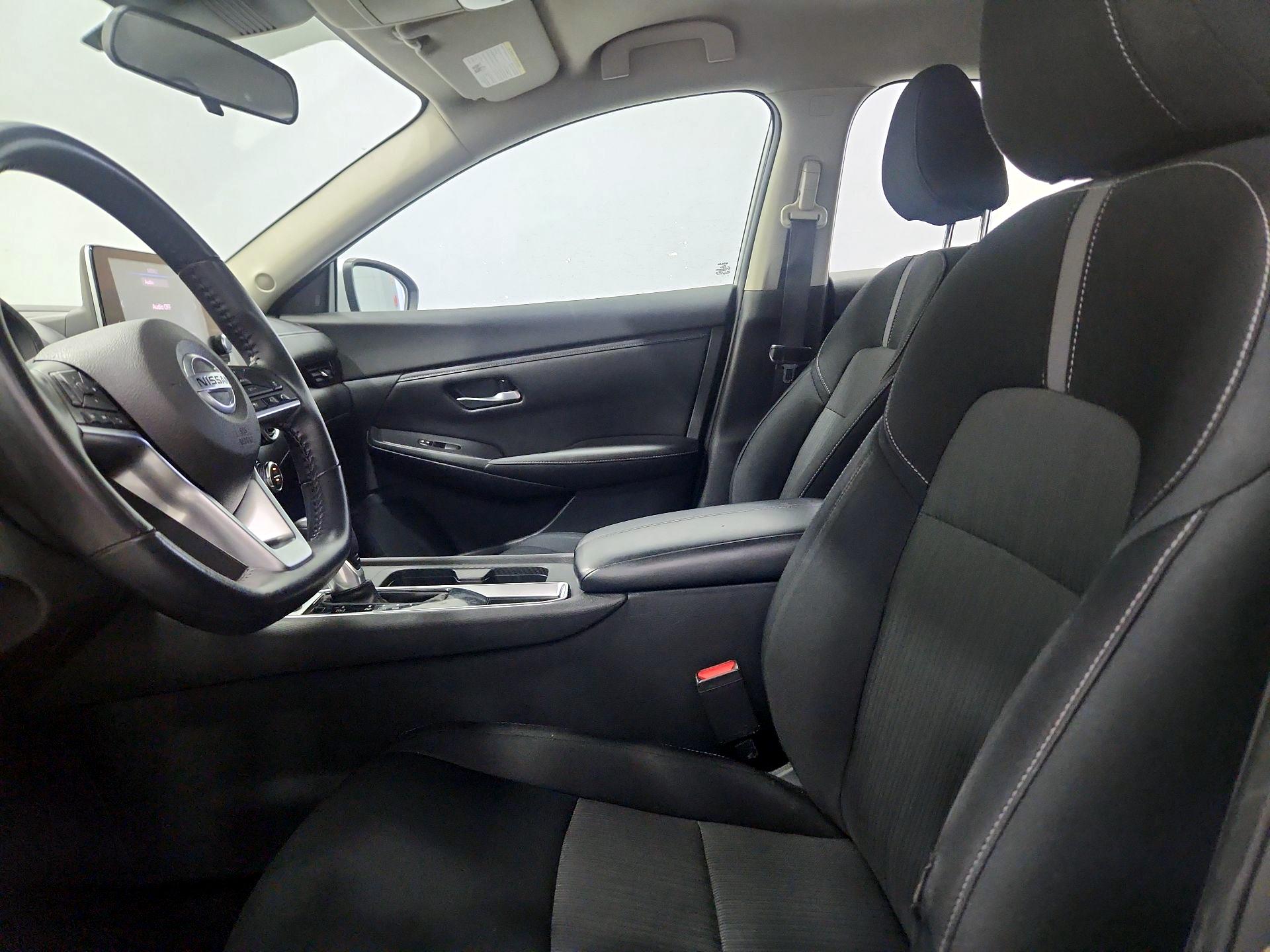 Thumbnail: 2021 Nissan Sentra - 11