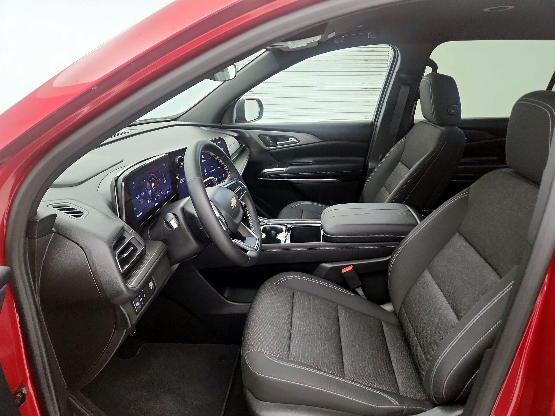 Thumbnail: 2026 Chevrolet Traverse - 11