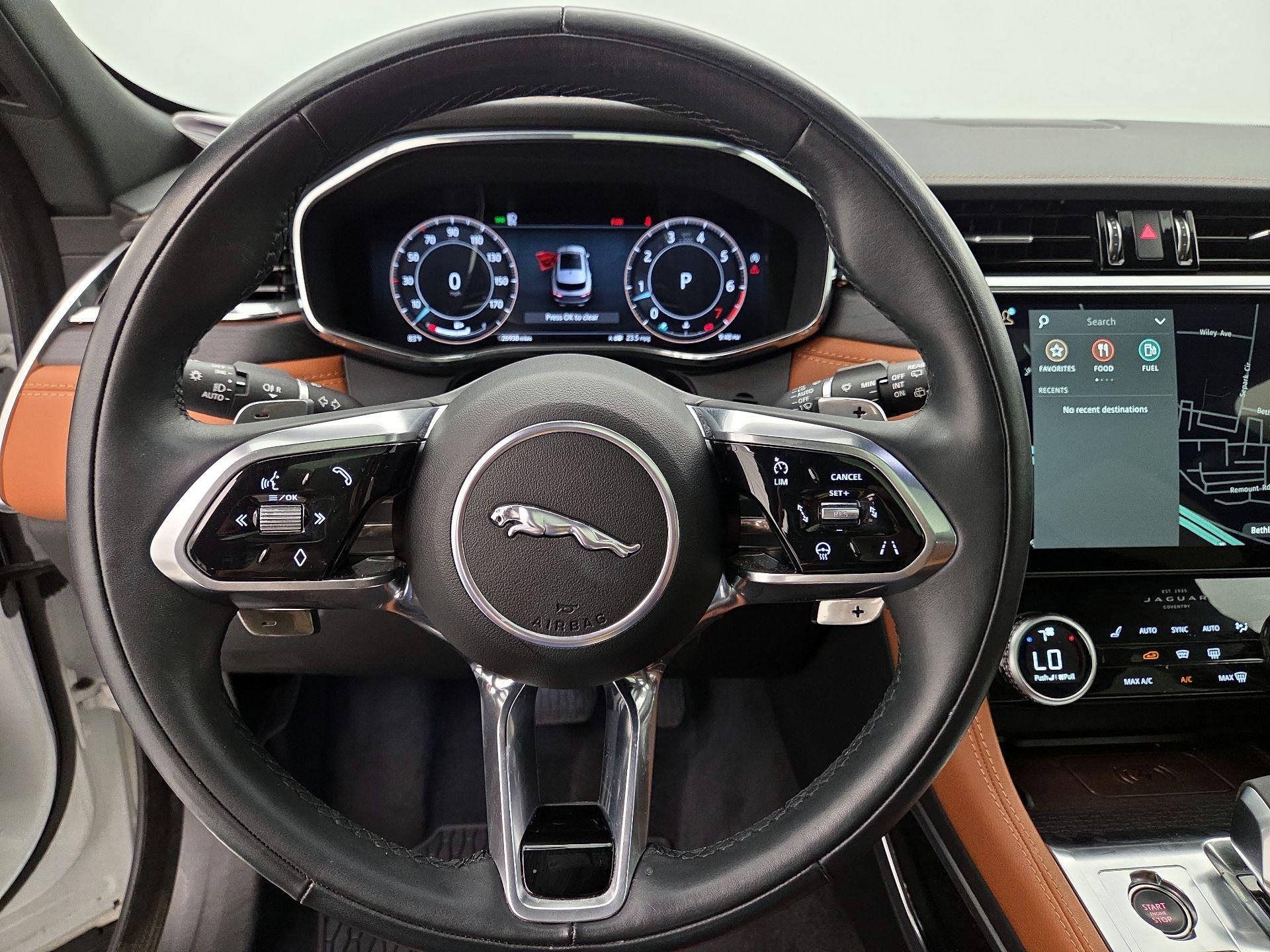 Thumbnail: 2024 Jaguar F-Pace - 10