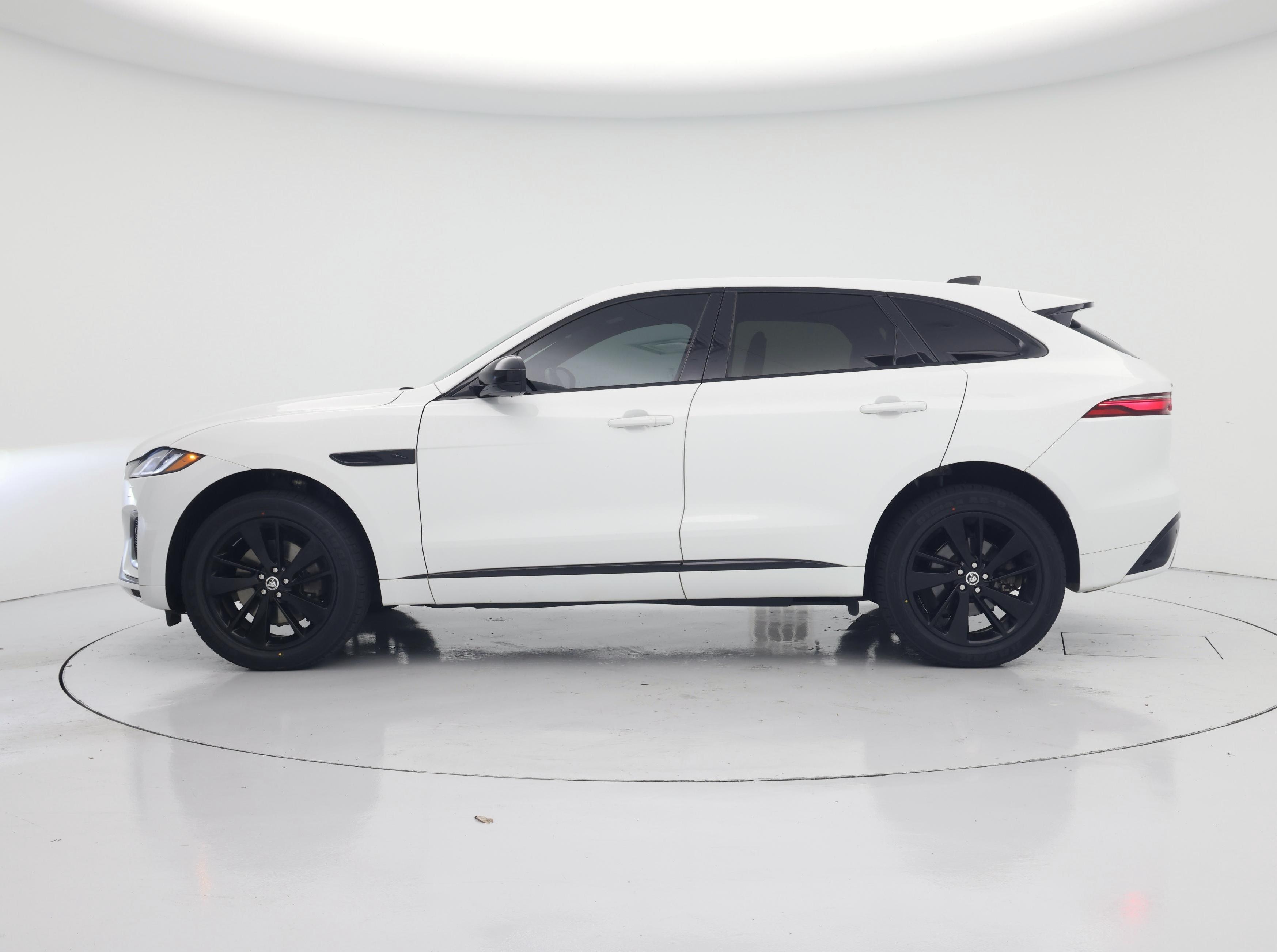 Thumbnail: 2024 Jaguar F-Pace - 3