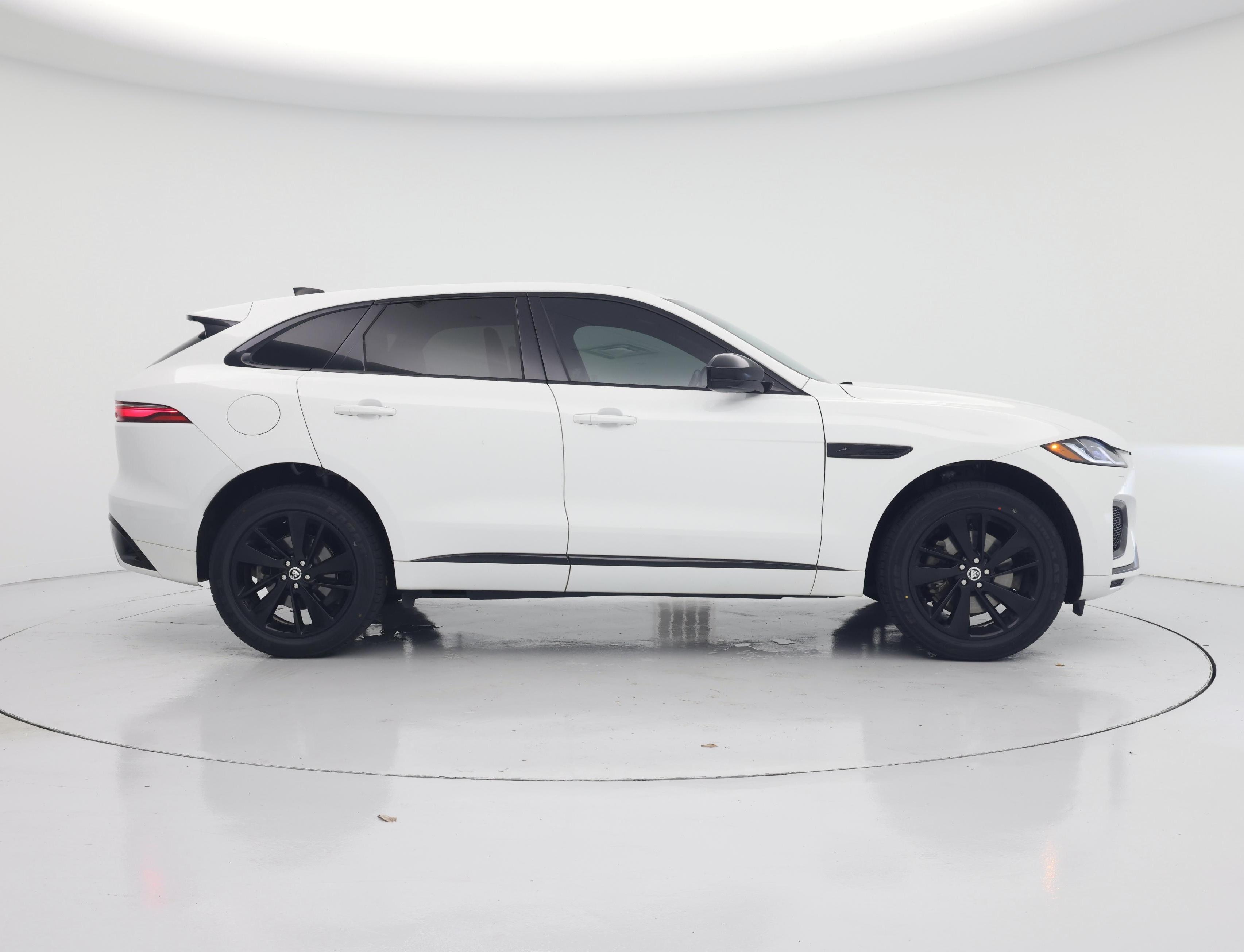 Thumbnail: 2024 Jaguar F-Pace - 7