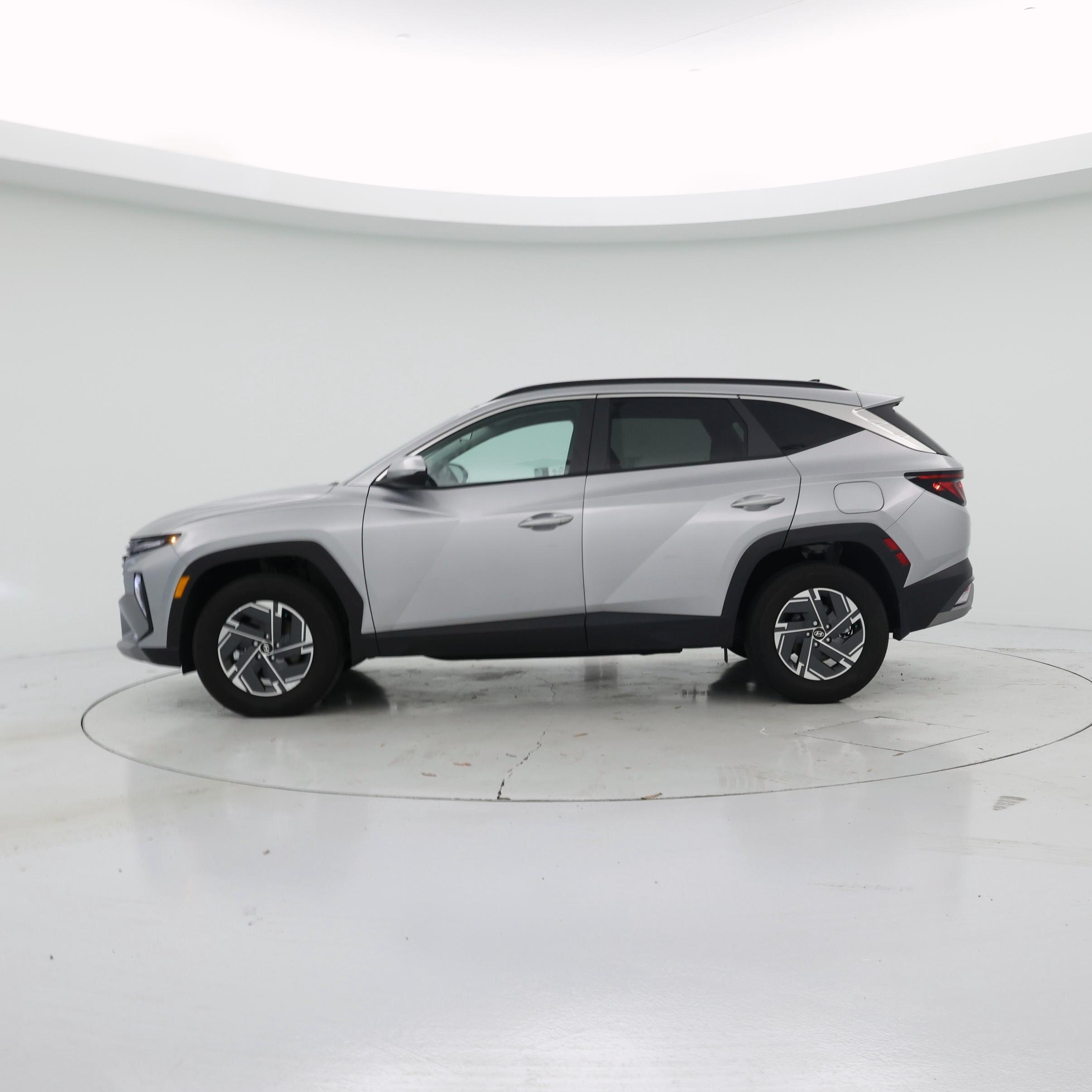 Thumbnail: 2025 Hyundai Tucson - 3