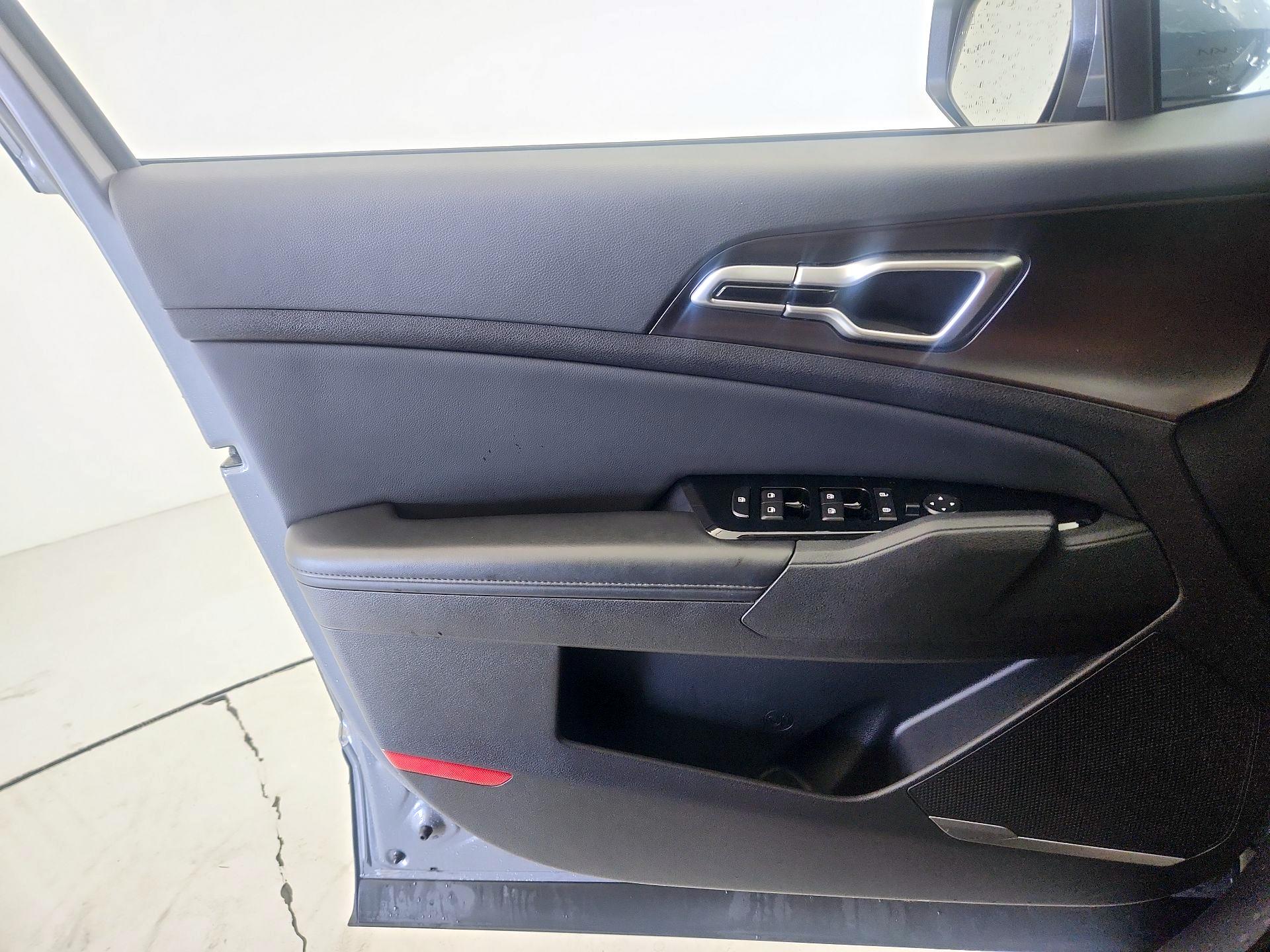 Thumbnail: 2024 Kia Sportage - 12