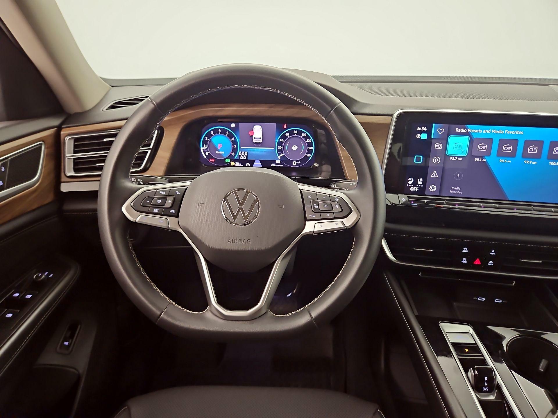 Thumbnail: 2024 Volkswagen Atlas - 10