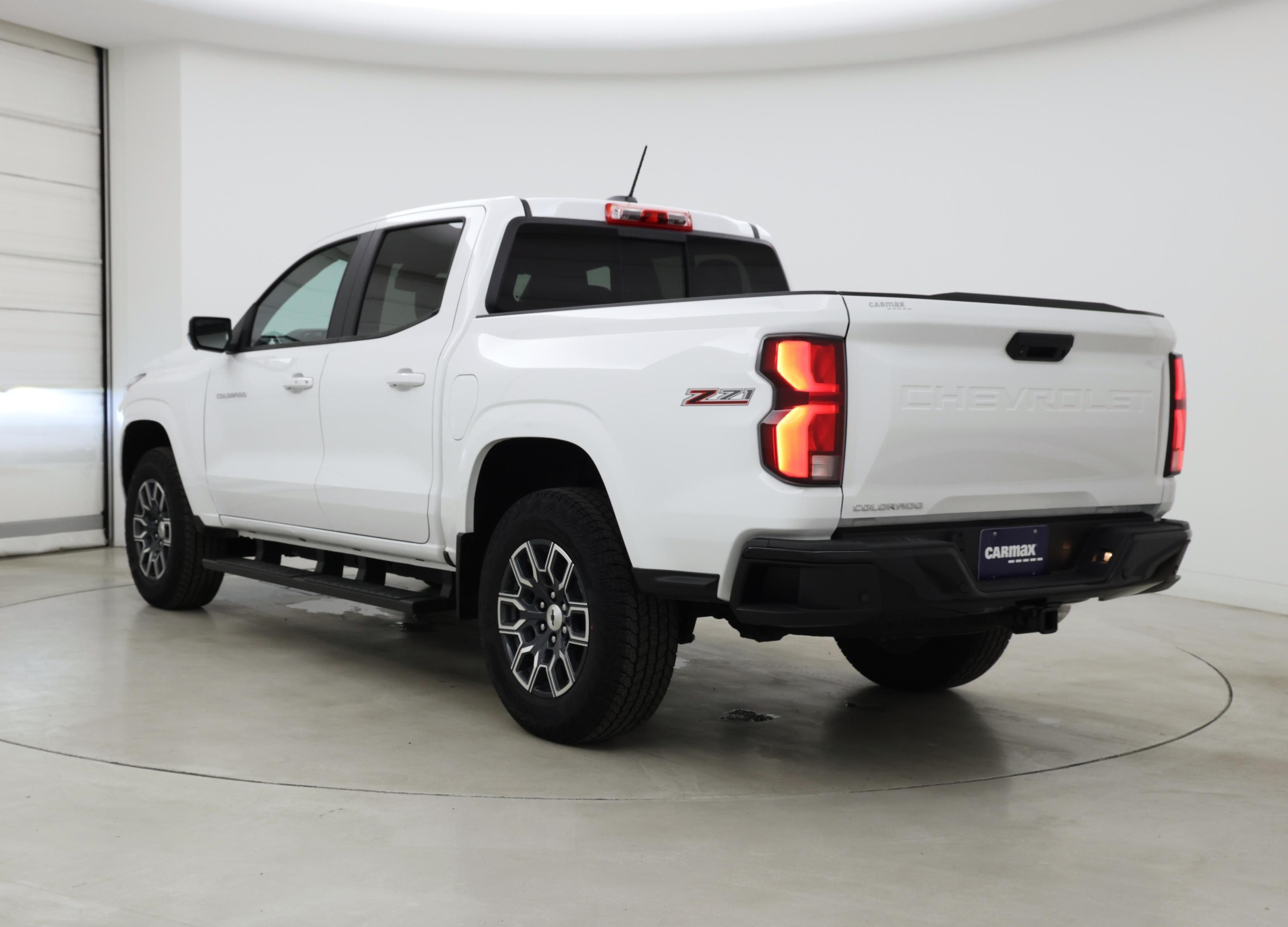 Thumbnail: 2024 Chevrolet Colorado - 2