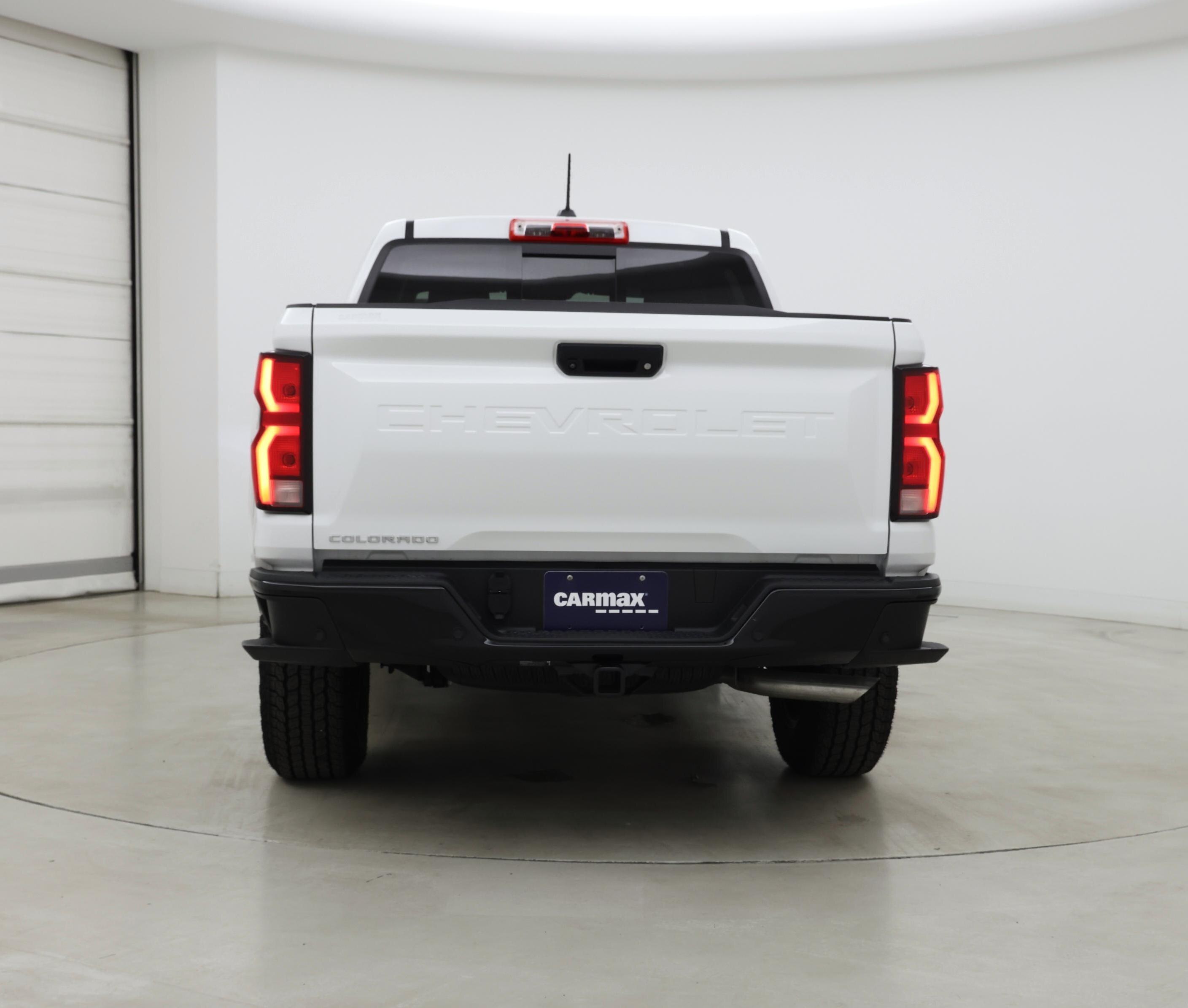 Thumbnail: 2024 Chevrolet Colorado - 6