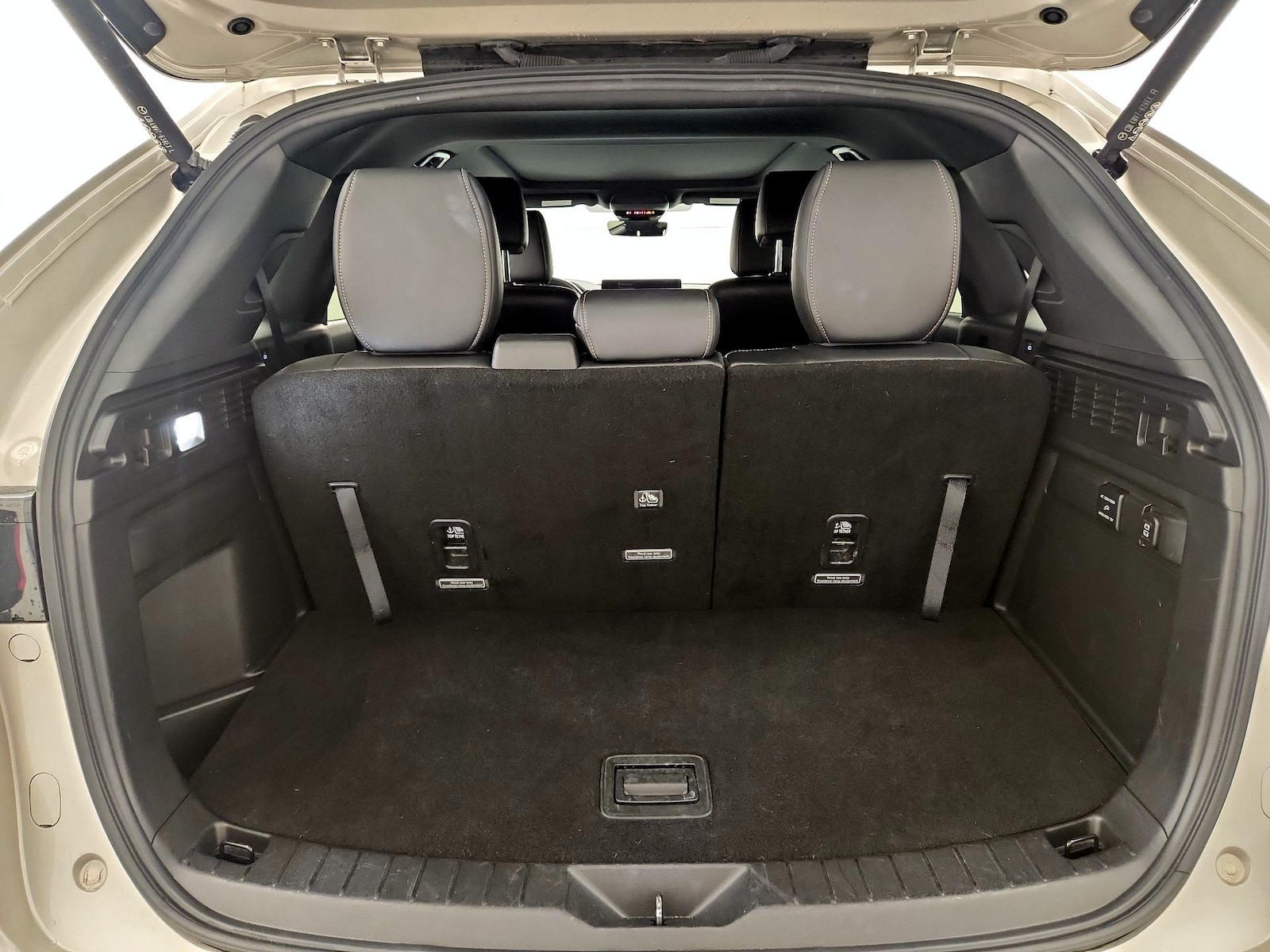 2025 Mazda CX-90 Premium Plus Package - Photo 23
