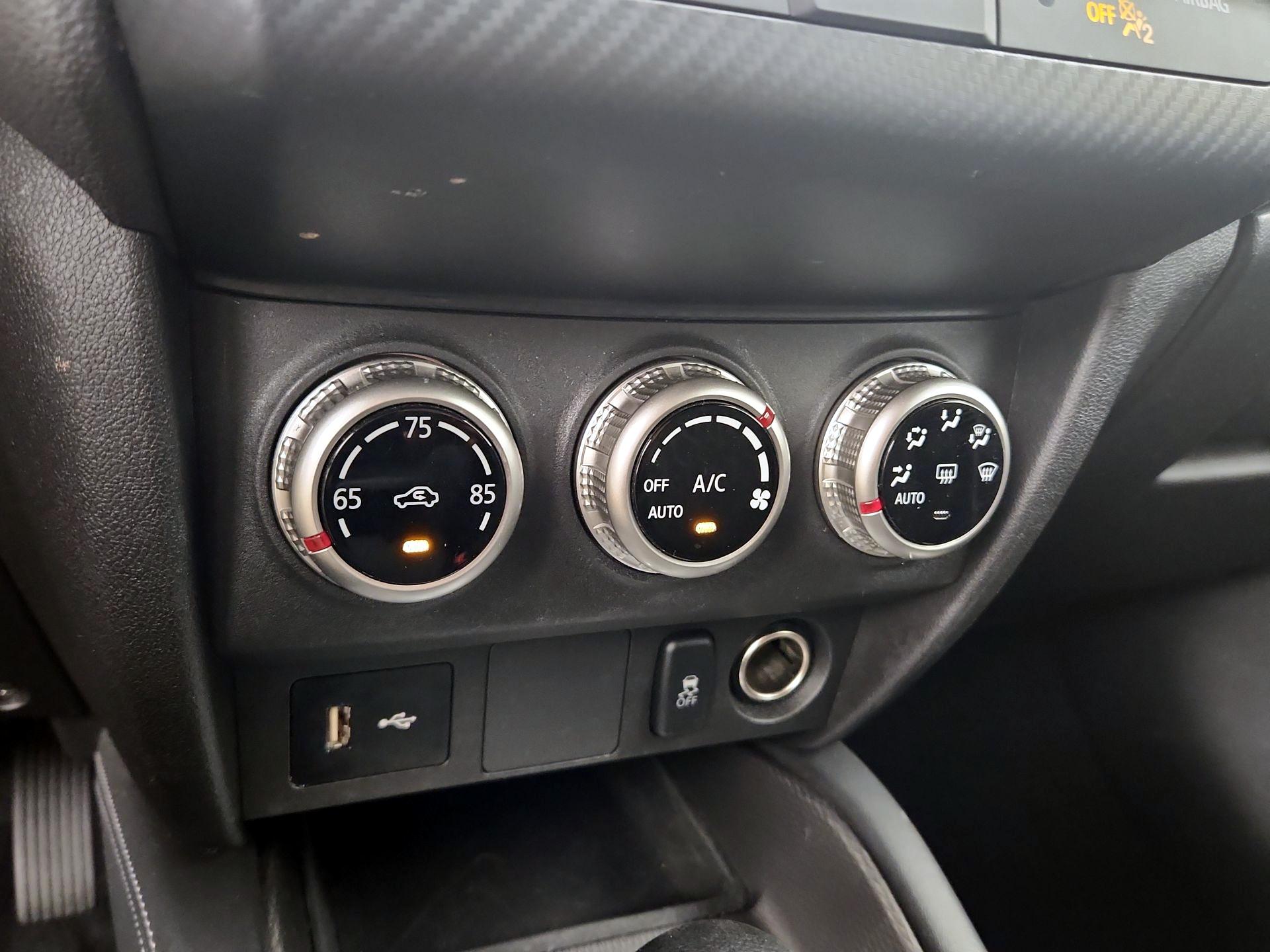 Thumbnail: 2025 Mitsubishi Outlander Sport - 16