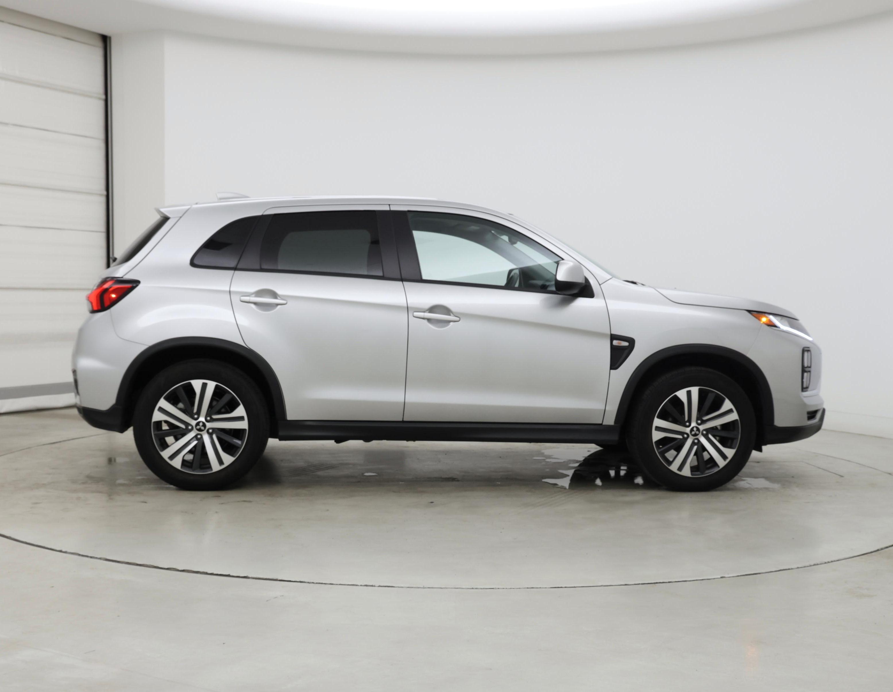 Thumbnail: 2025 Mitsubishi Outlander Sport - 7