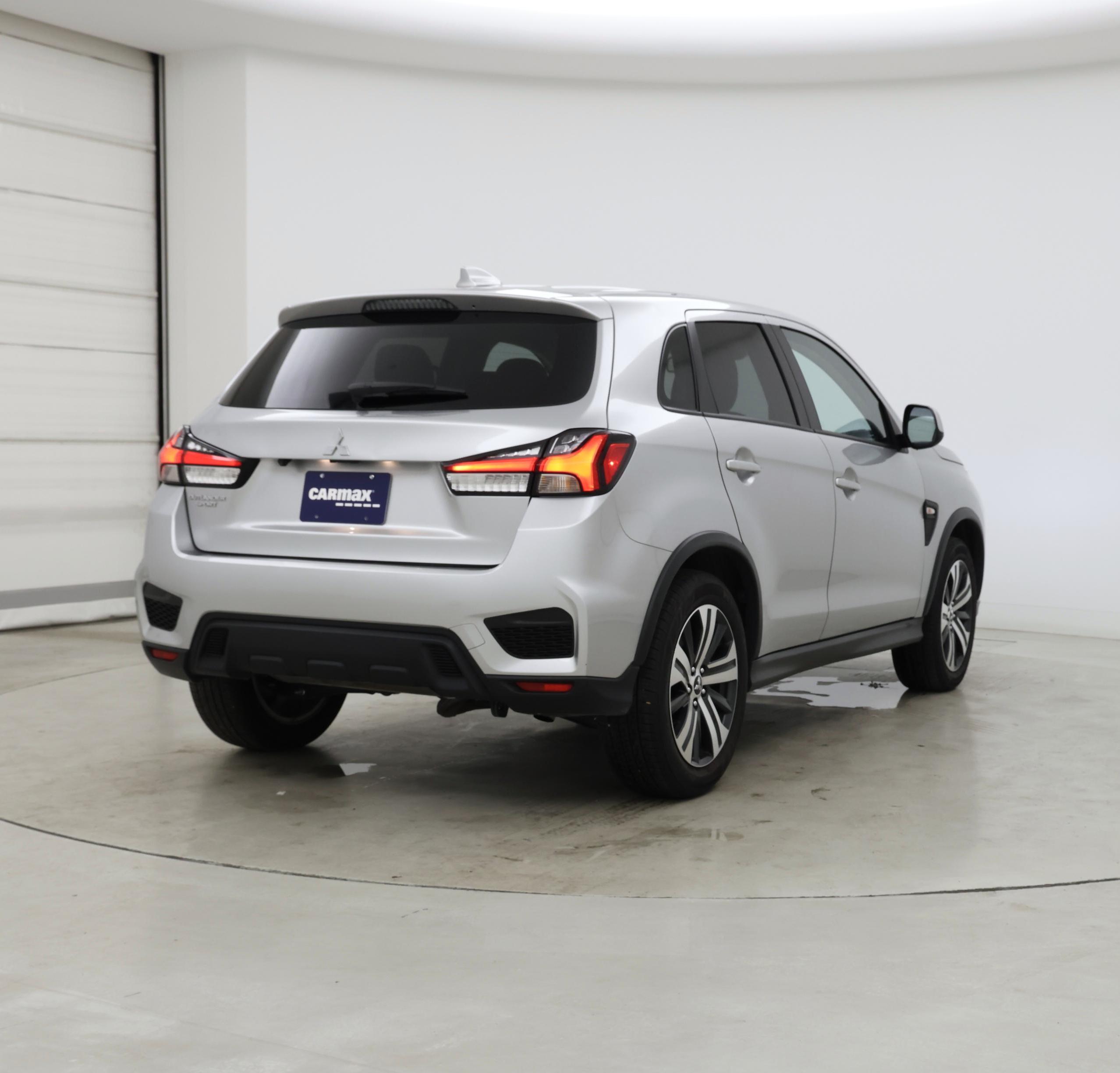 Thumbnail: 2025 Mitsubishi Outlander Sport - 8