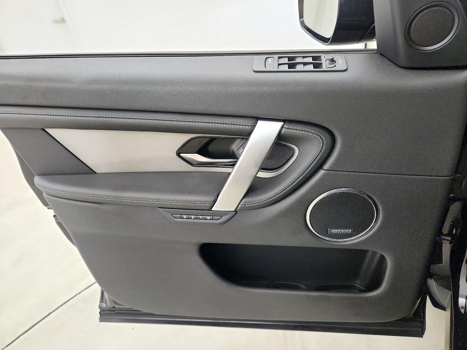 2024 Land Rover Discovery Sport Dynamic SE - Photo 13