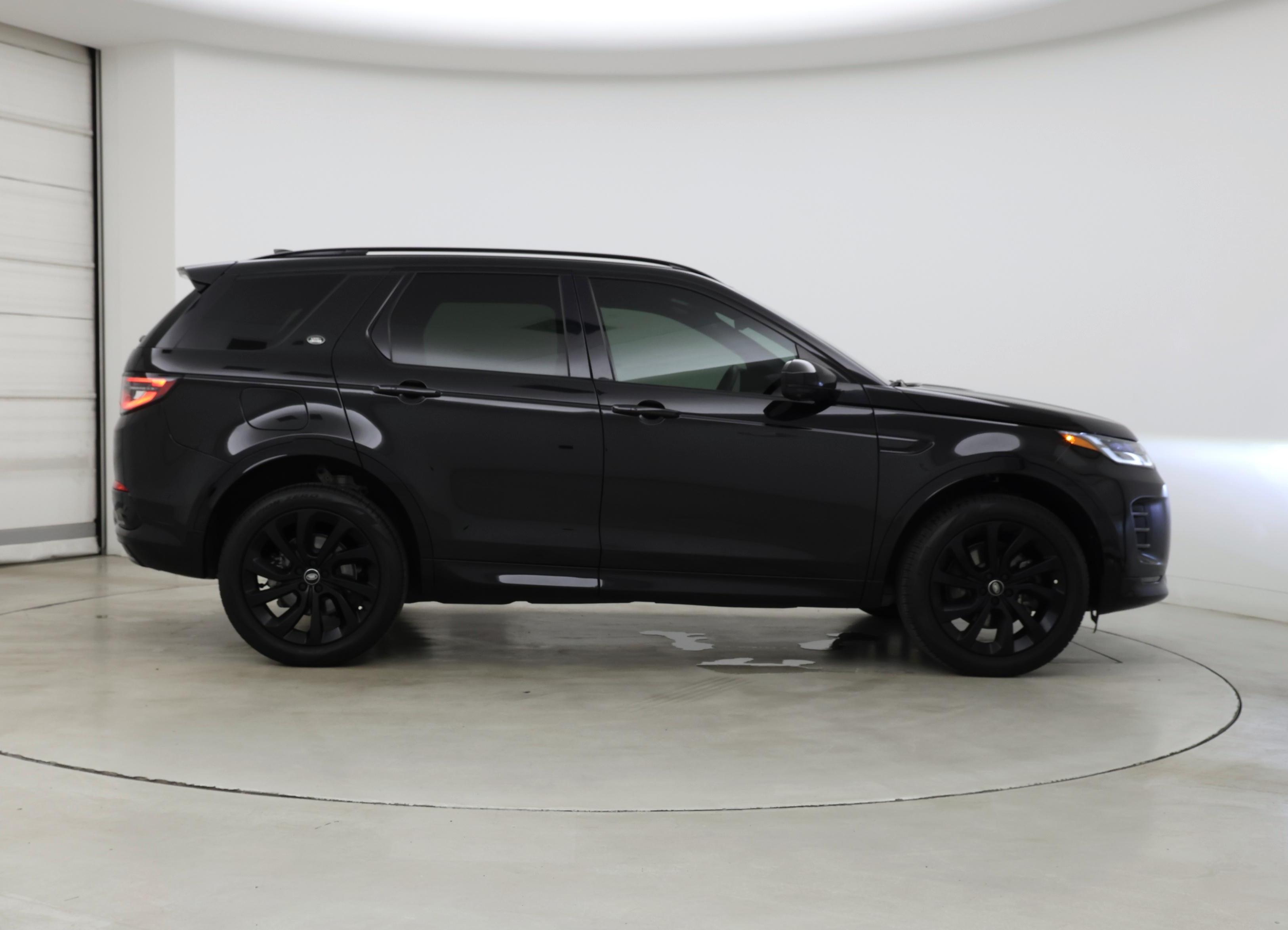 Thumbnail: 2024 Land Rover Discovery Sport - 7
