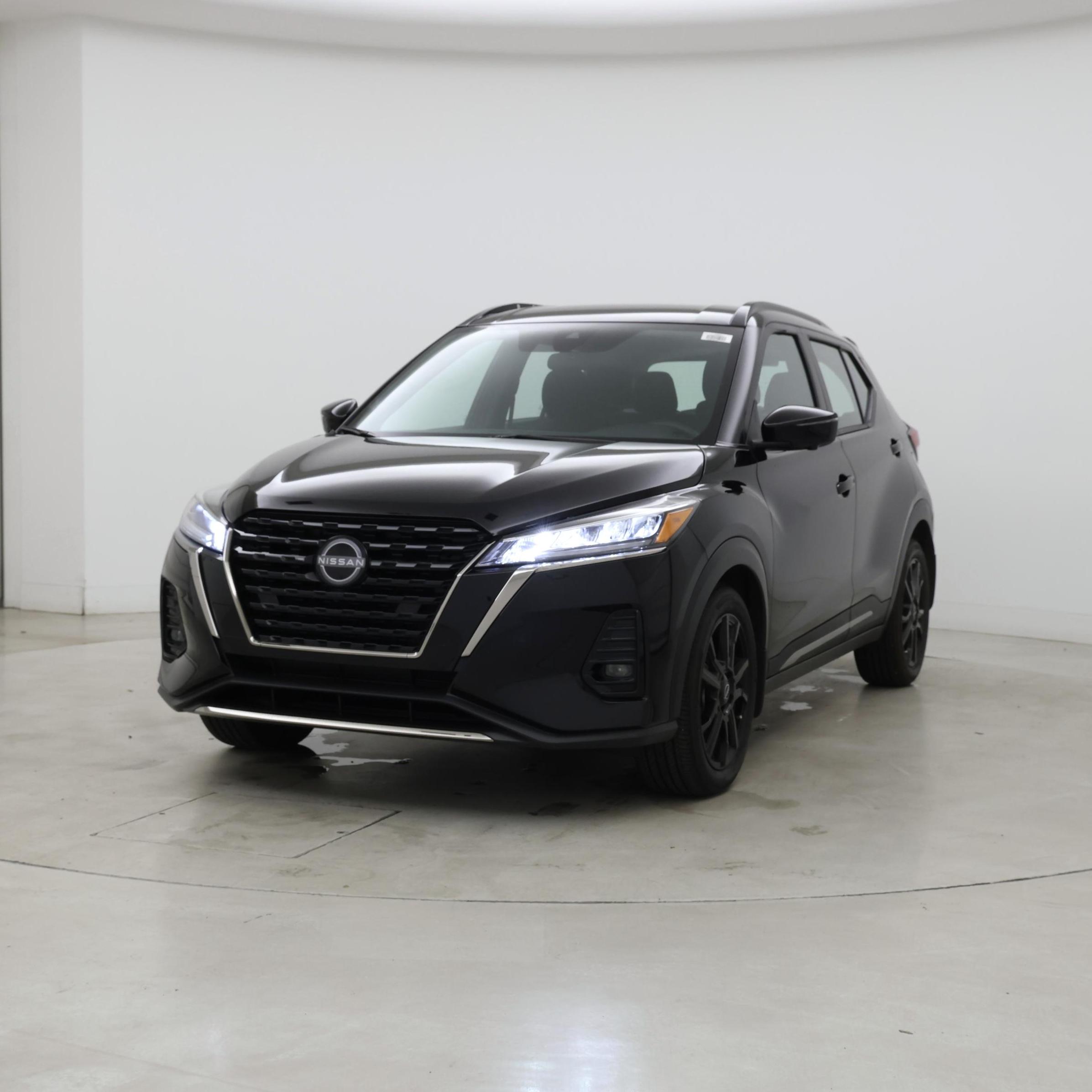 Thumbnail: 2024 Nissan Kicks - 4