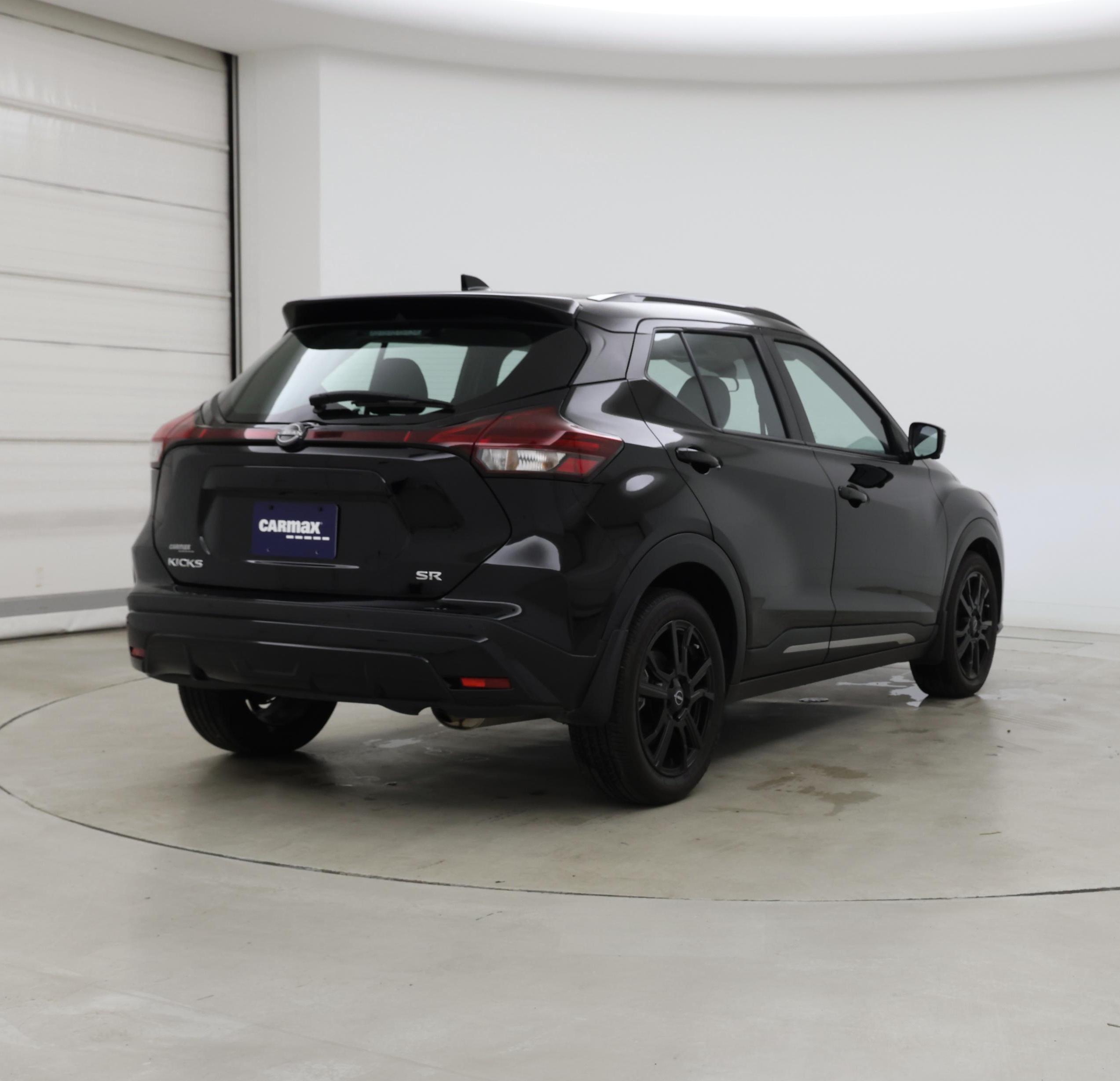 Thumbnail: 2024 Nissan Kicks - 8