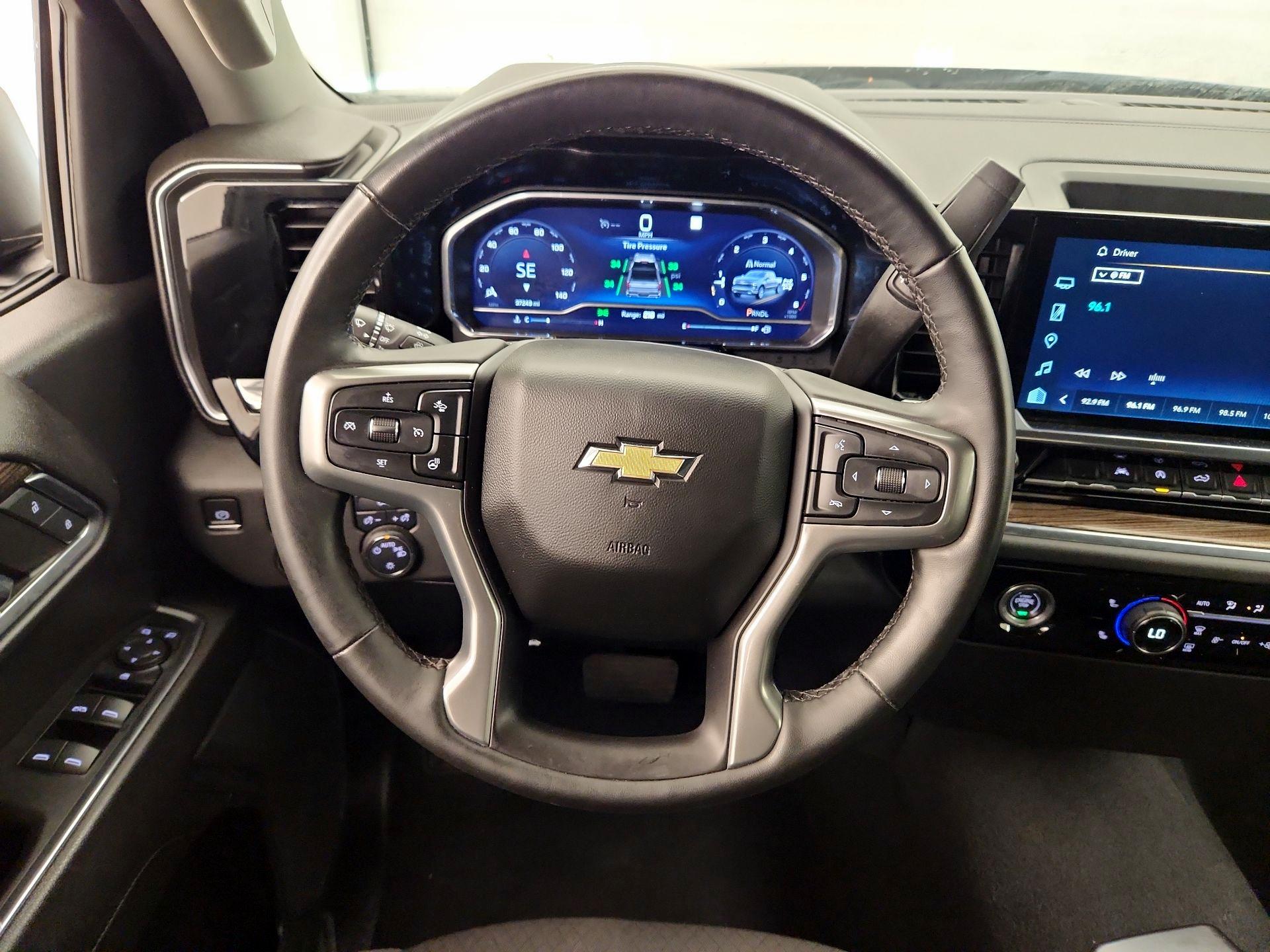 Thumbnail: 2023 Chevrolet Silverado 1500 - 10