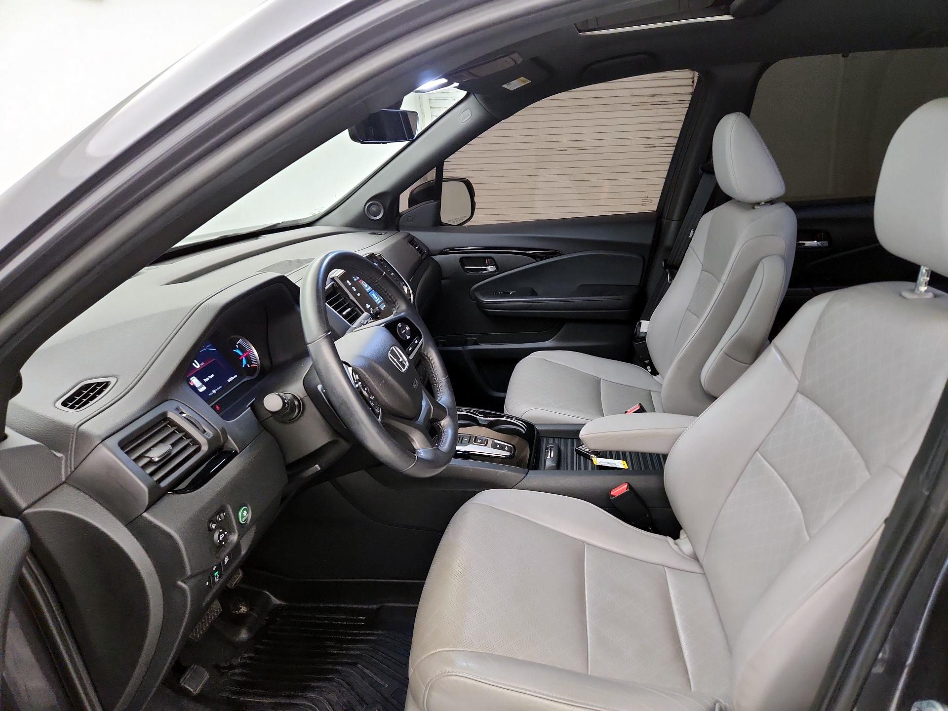 Thumbnail: 2021 Honda Passport - 11