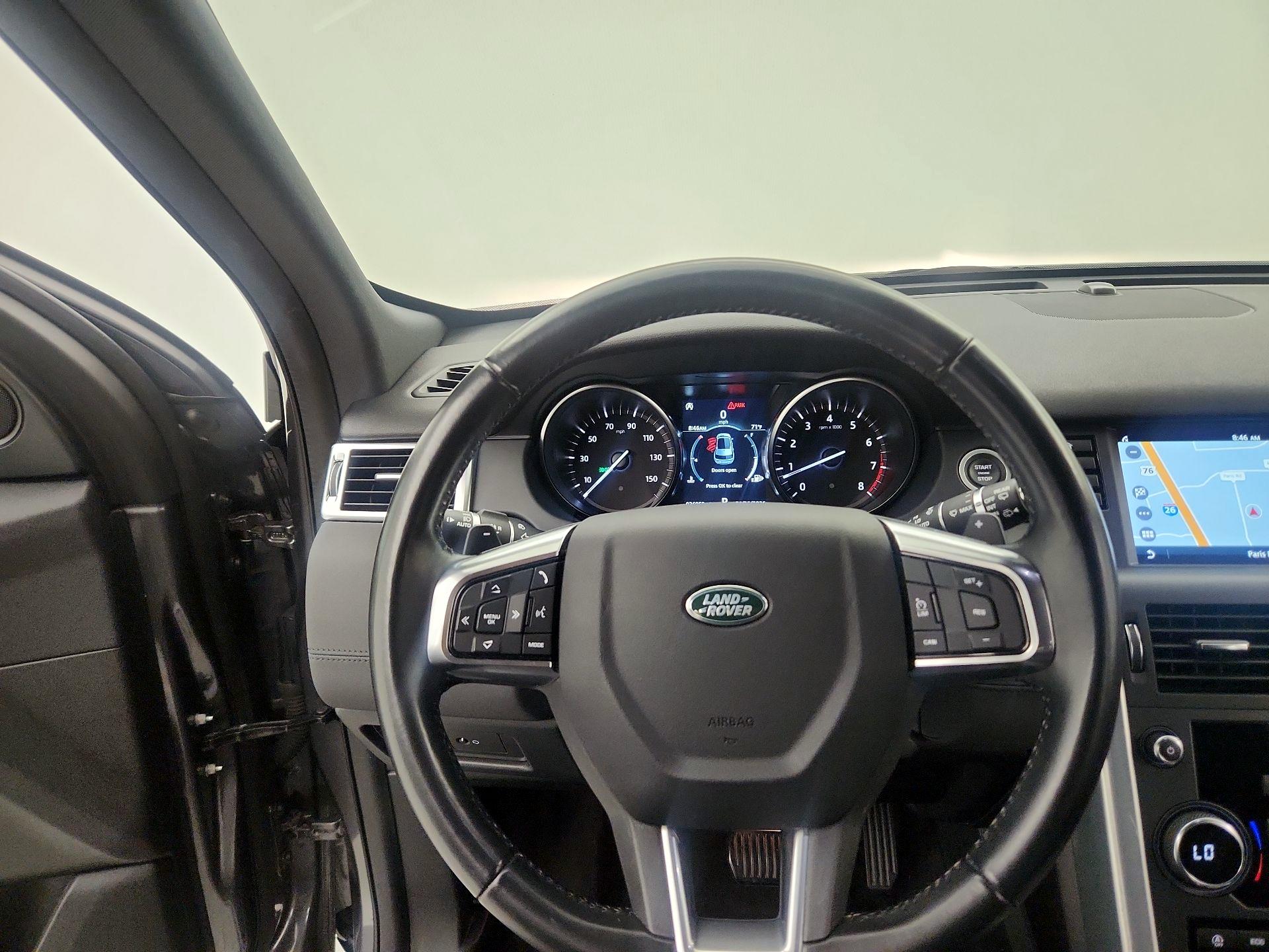 Thumbnail: 2018 Land Rover Discovery Sport - 10